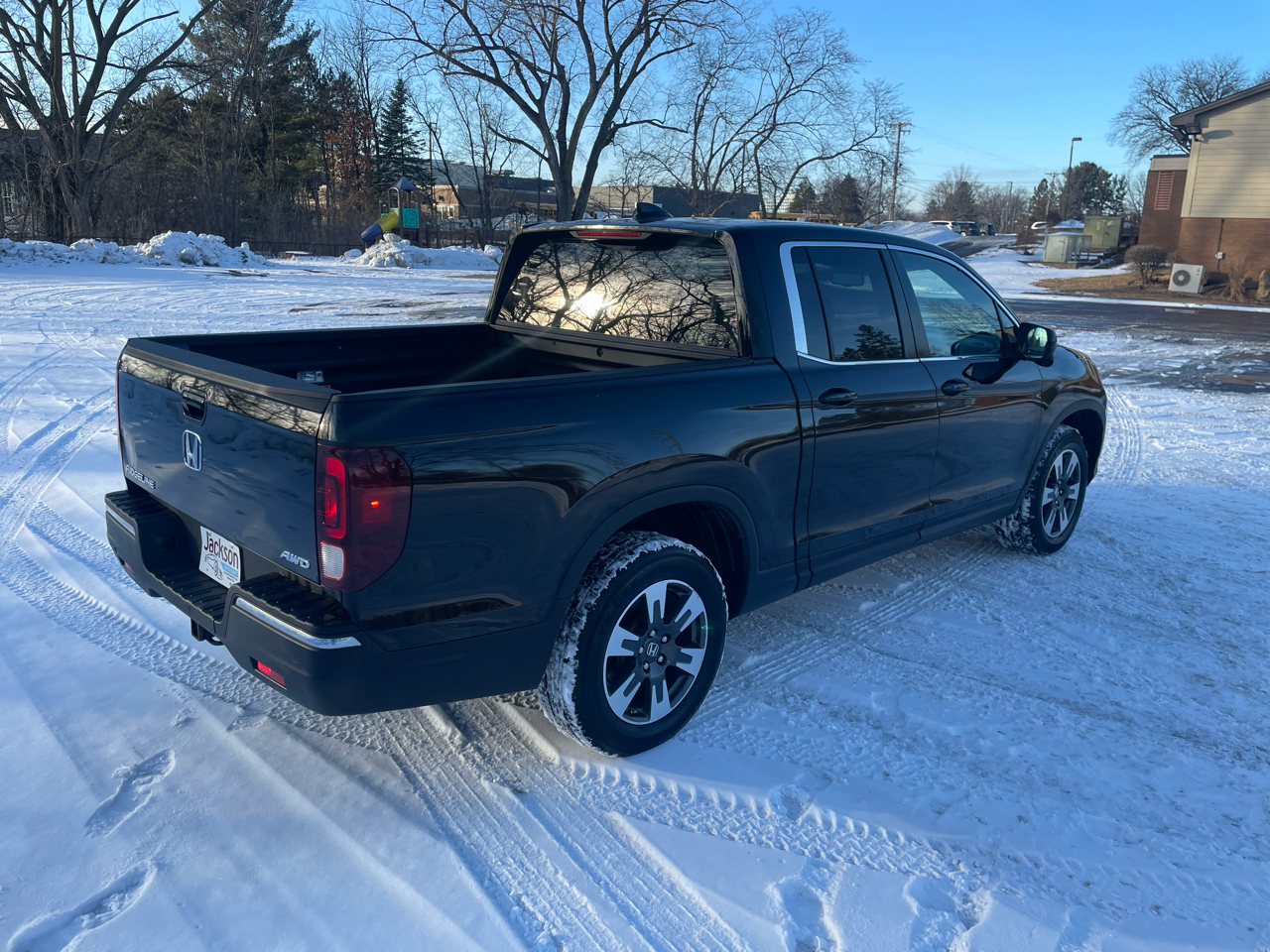 Honda Ridgeline RTL-T 4x4 Crew Cab 5.3' Bed 2017