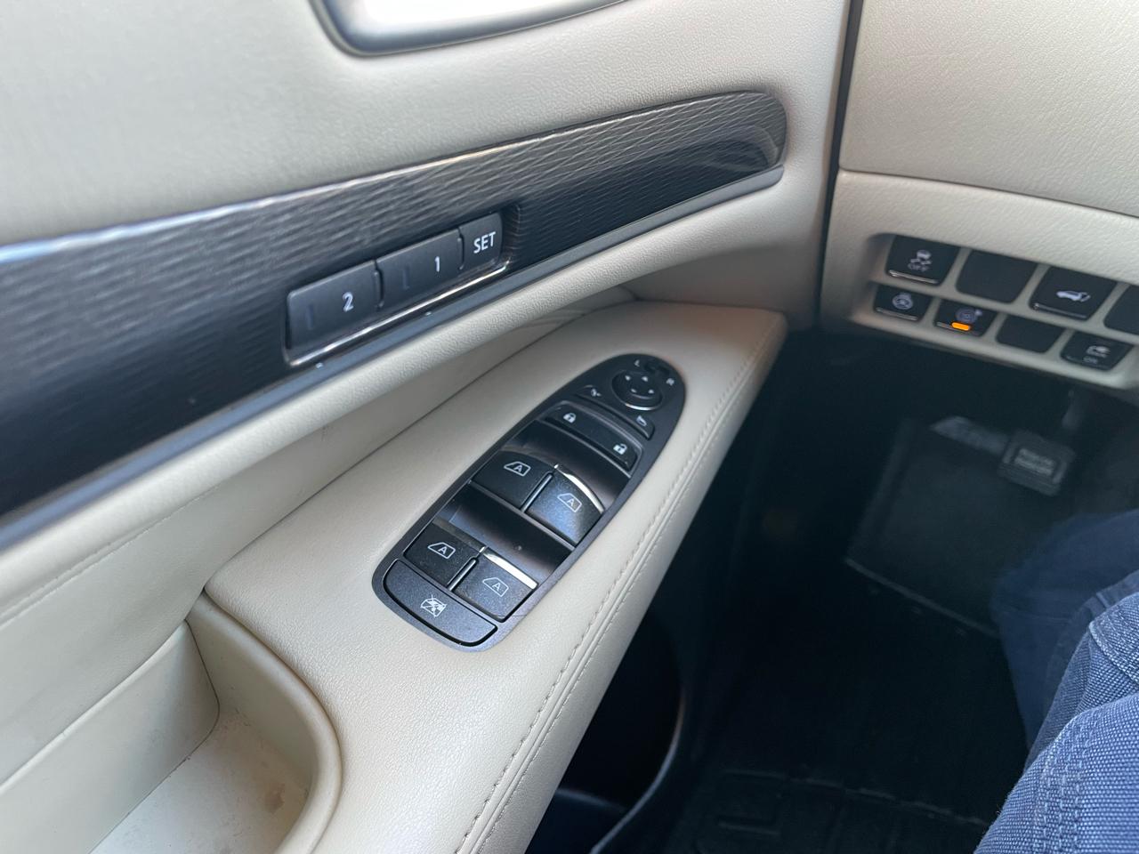 Infiniti QX60 LUXE AWD 2019