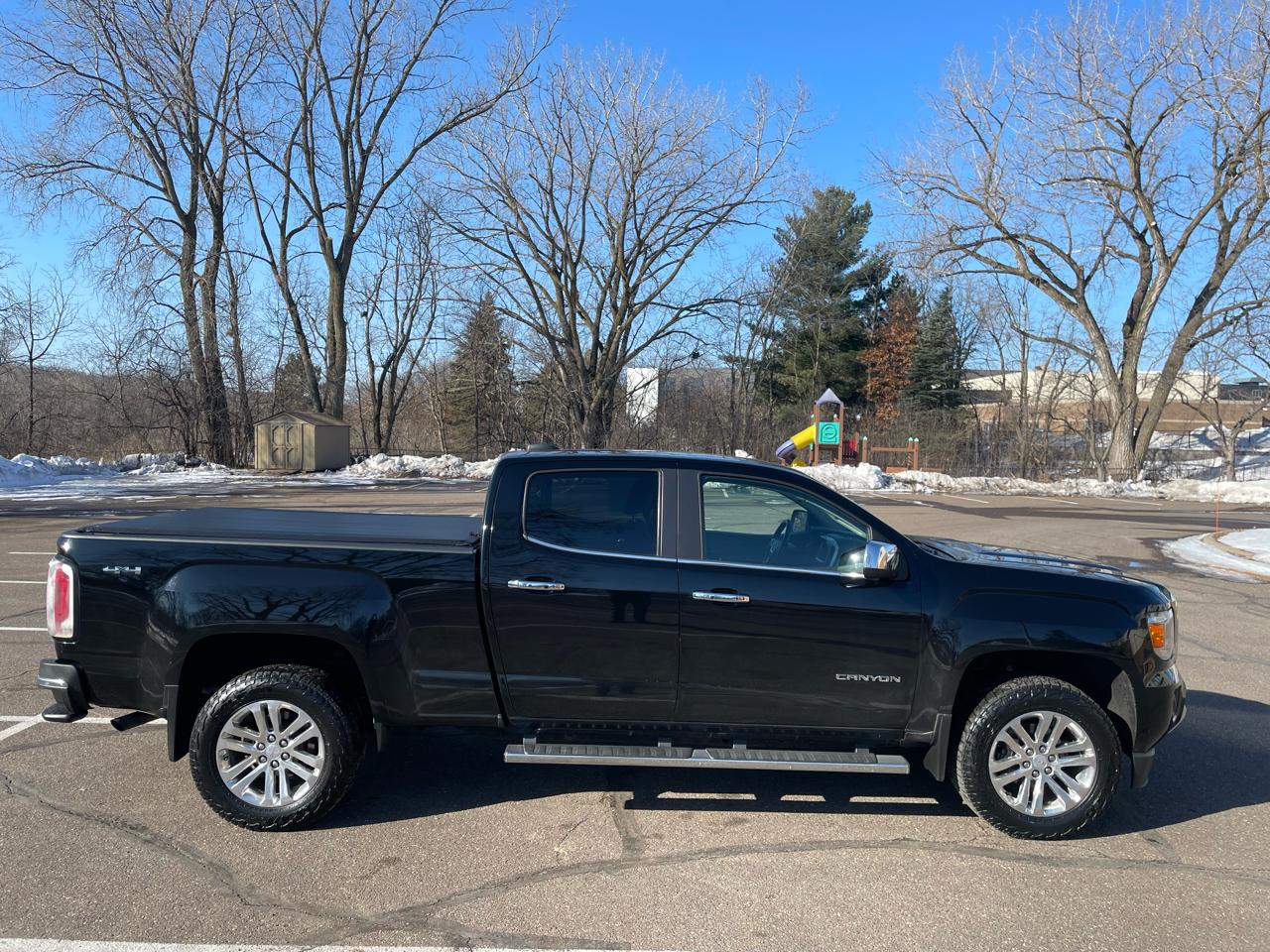 GMC Canyon 4WD Crew Cab 140.5" SLT 2015