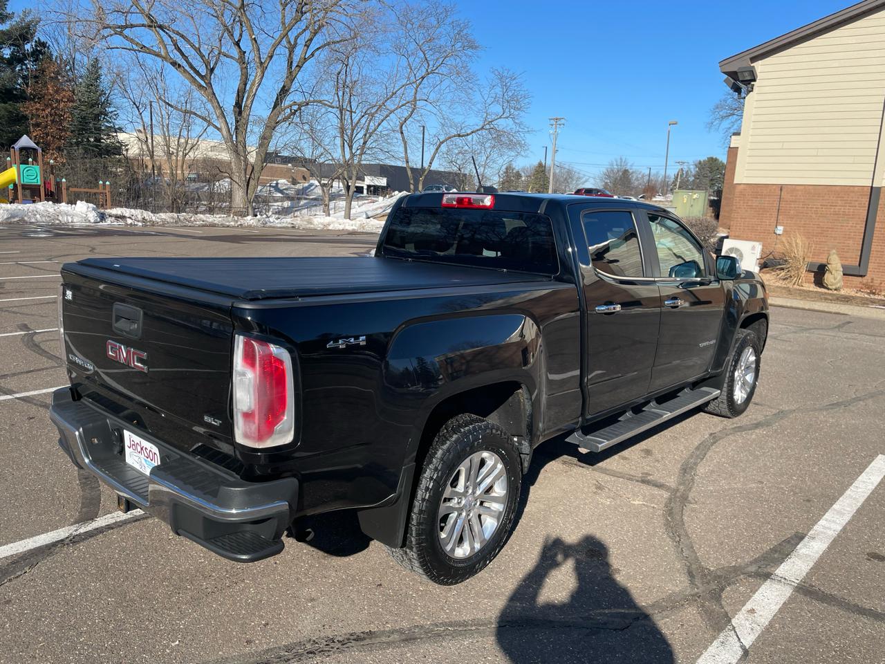GMC Canyon 4WD Crew Cab 140.5" SLT 2015
