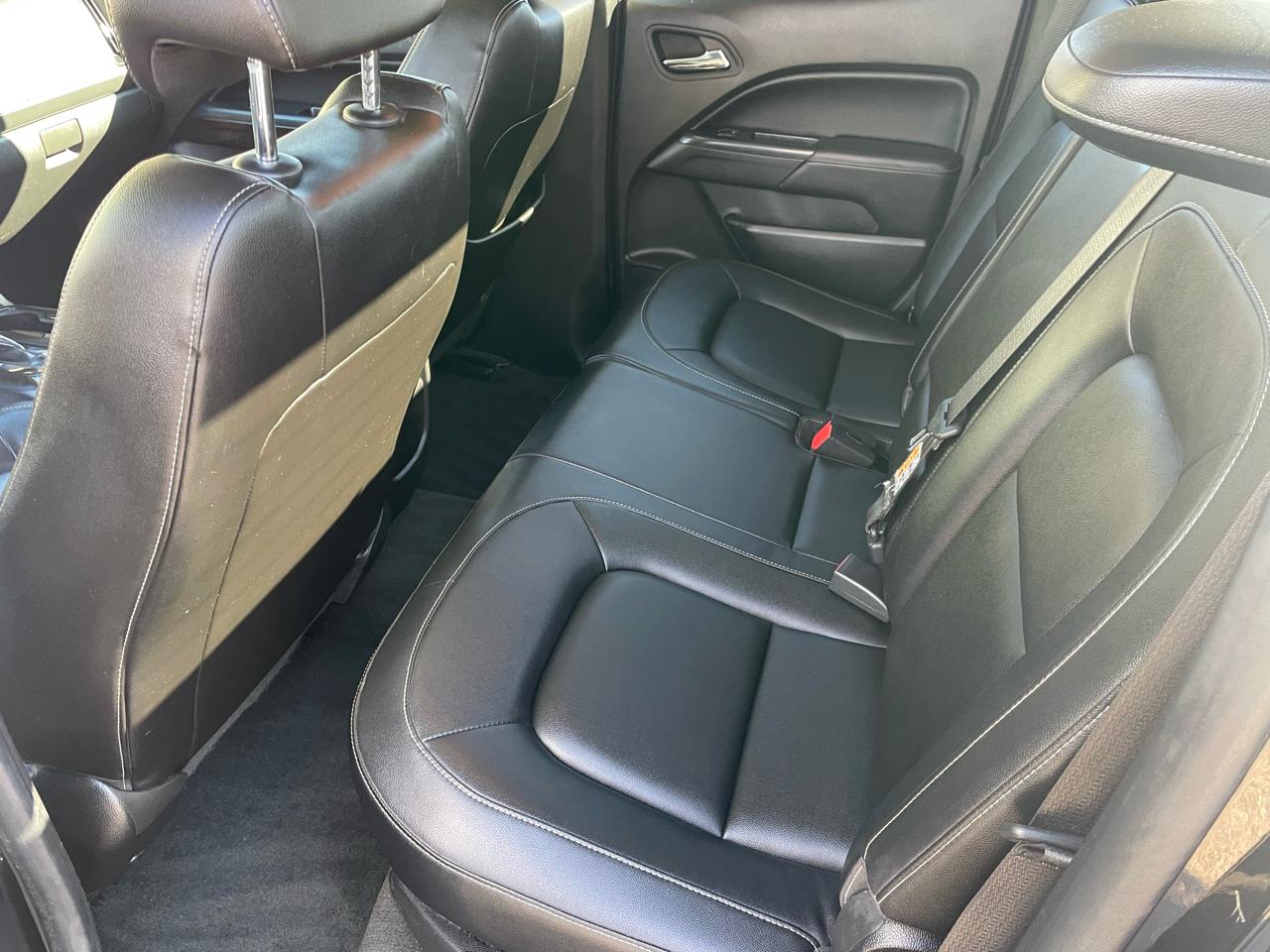 GMC Canyon 4WD Crew Cab 140.5" SLT 2015