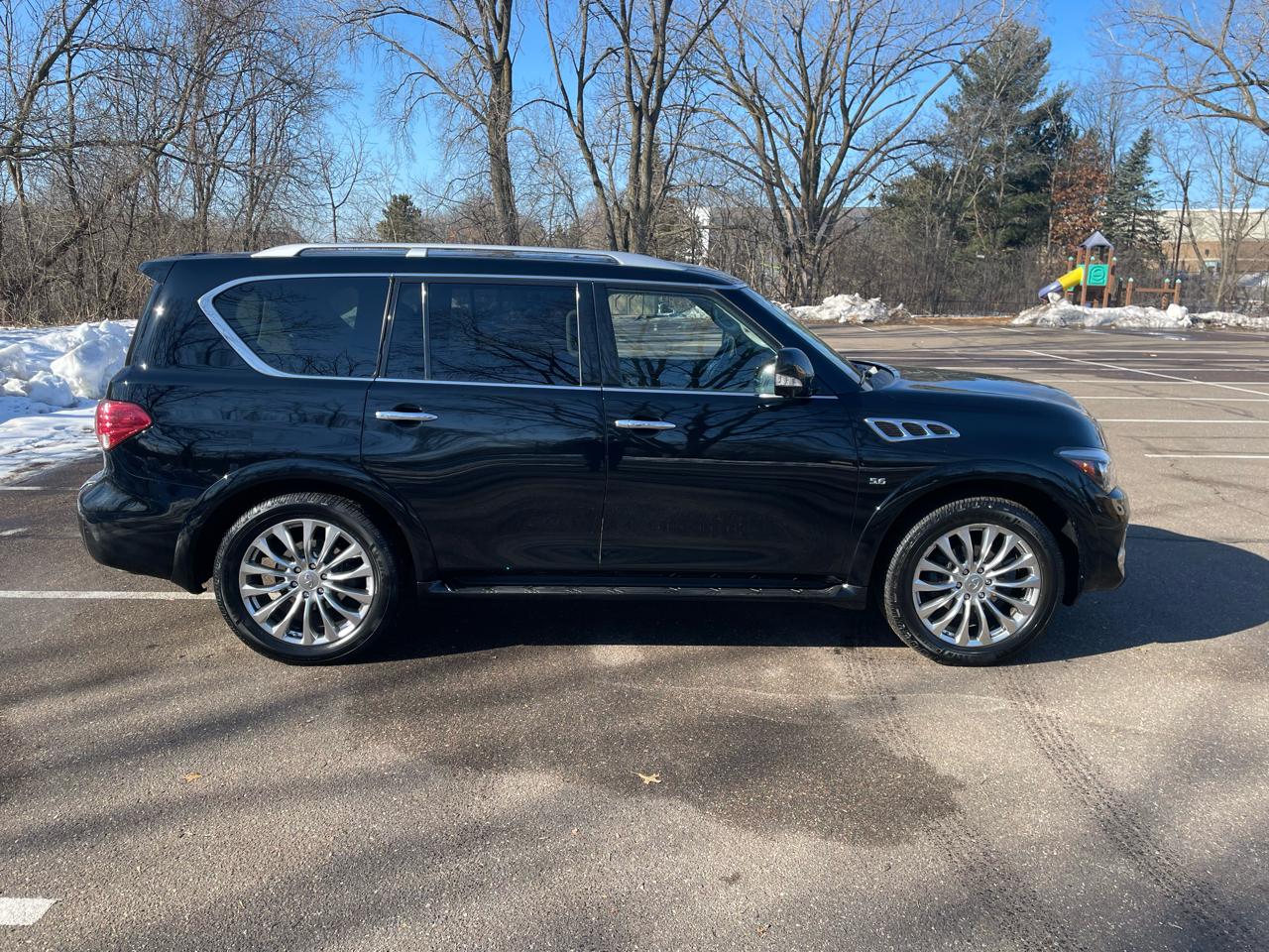 Infiniti QX80 AWD 2017