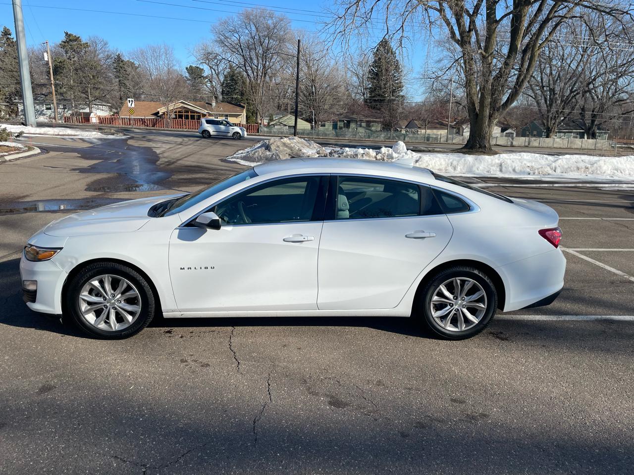 Chevrolet Malibu 4dr Sdn LT 2020