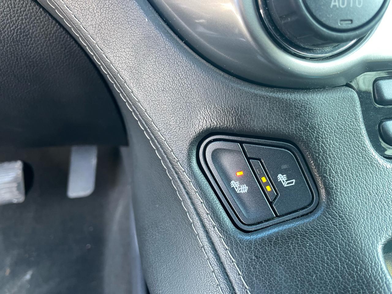 Chevrolet Tahoe 4WD 4dr LT 2016