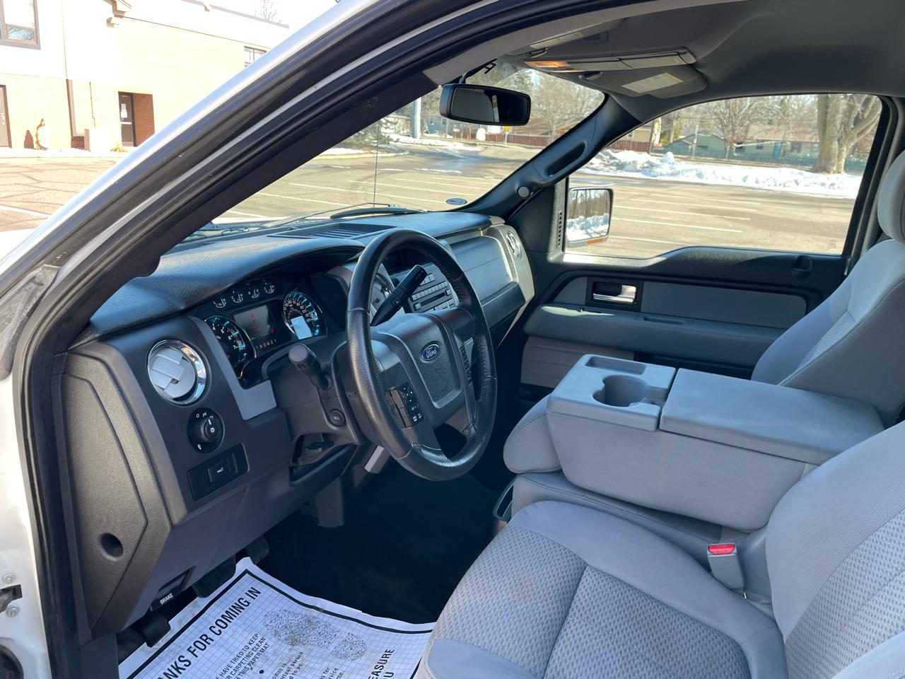 Ford F-150 4WD SuperCrew 145" Platinum 2012