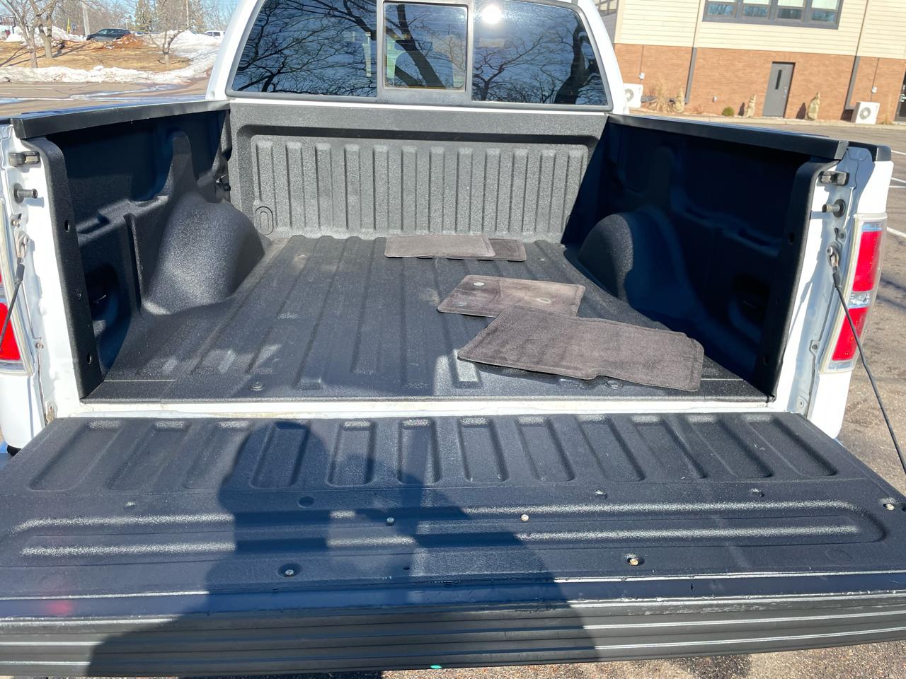 Ford F-150 4WD SuperCrew 145" Platinum 2012