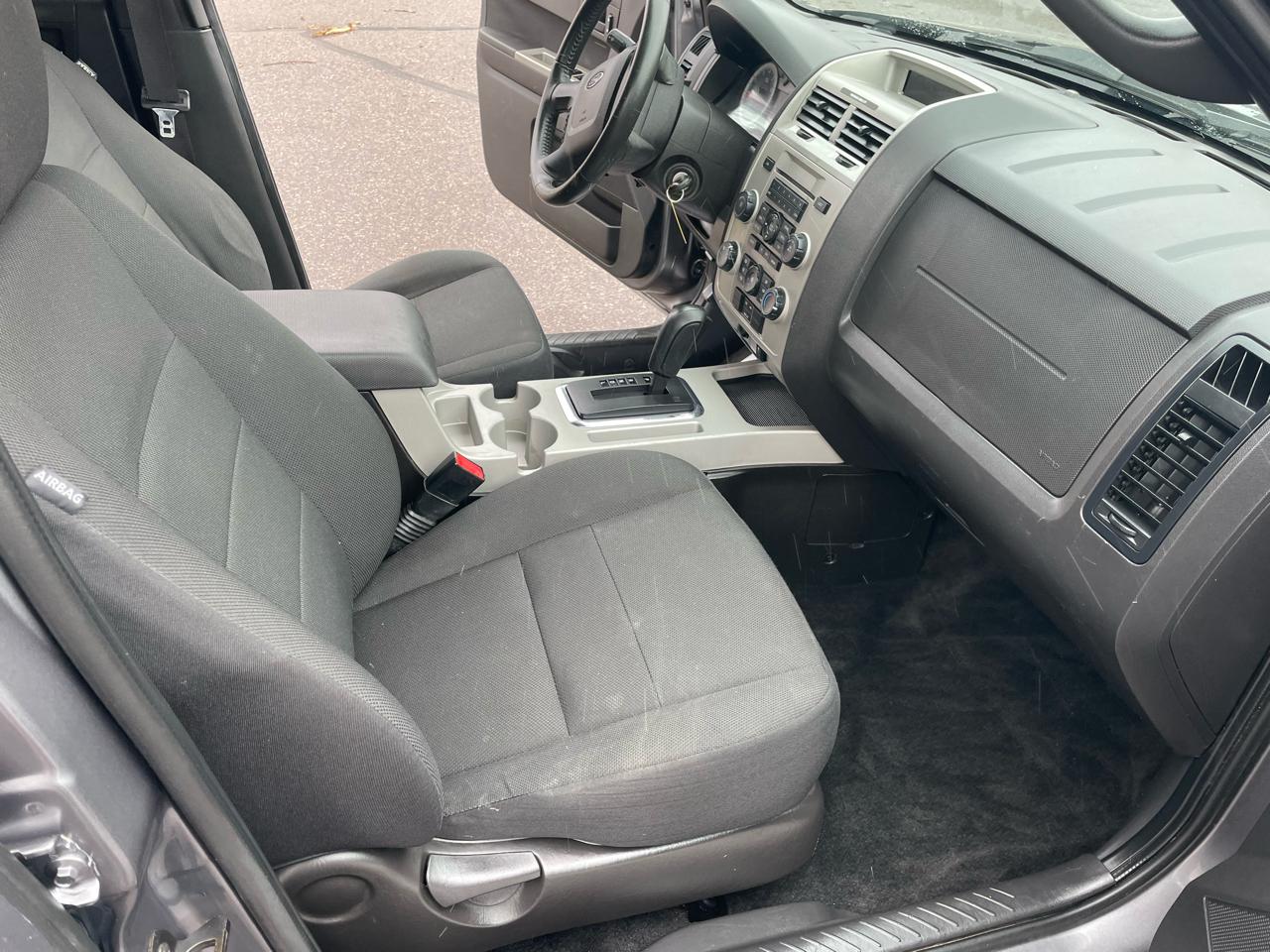 Ford Escape 4WD 4dr V6 Auto XLT 2009