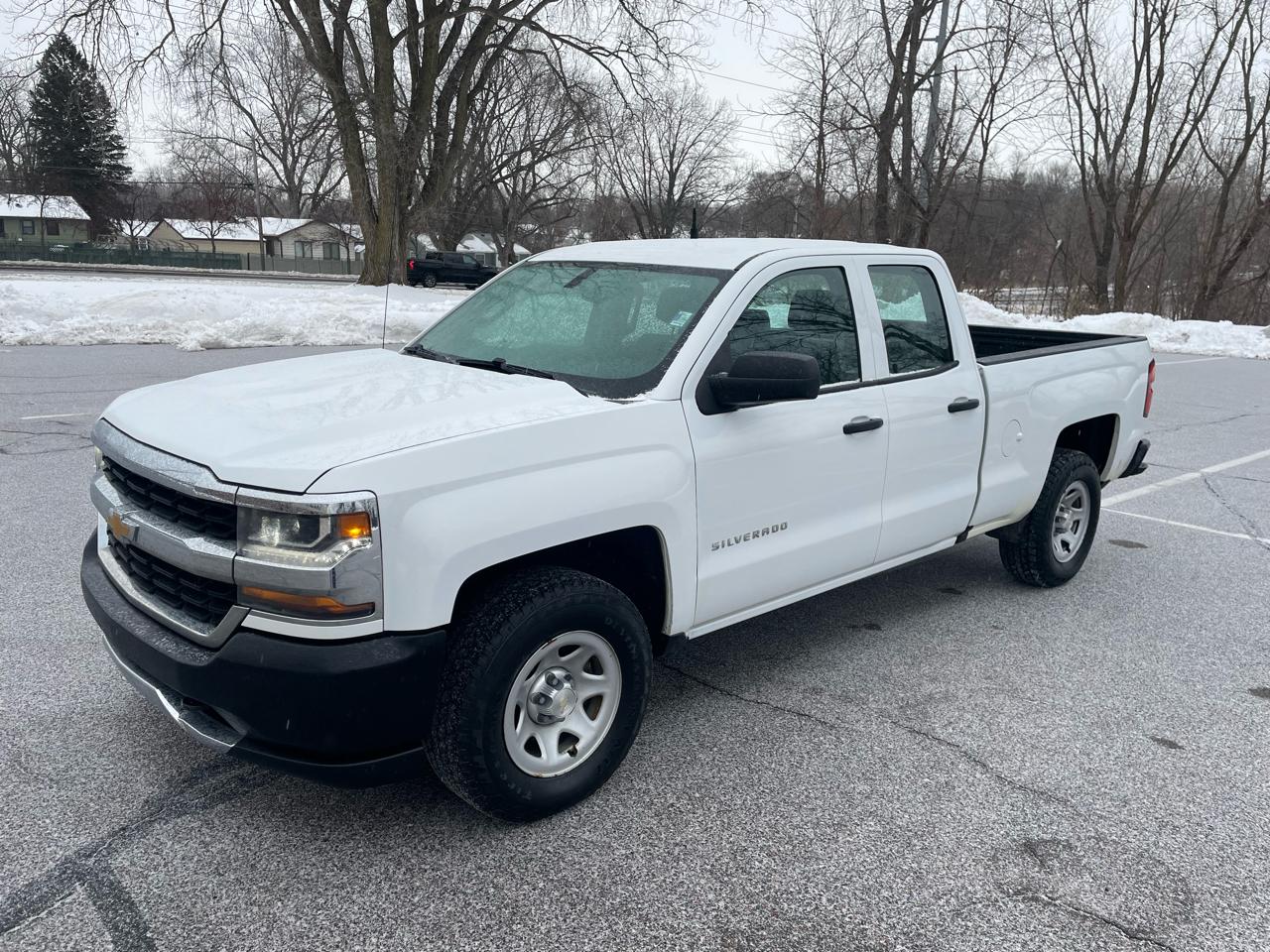 Chevrolet Silverado 1500 4WD Double Cab 143.5" Work Truck 2017