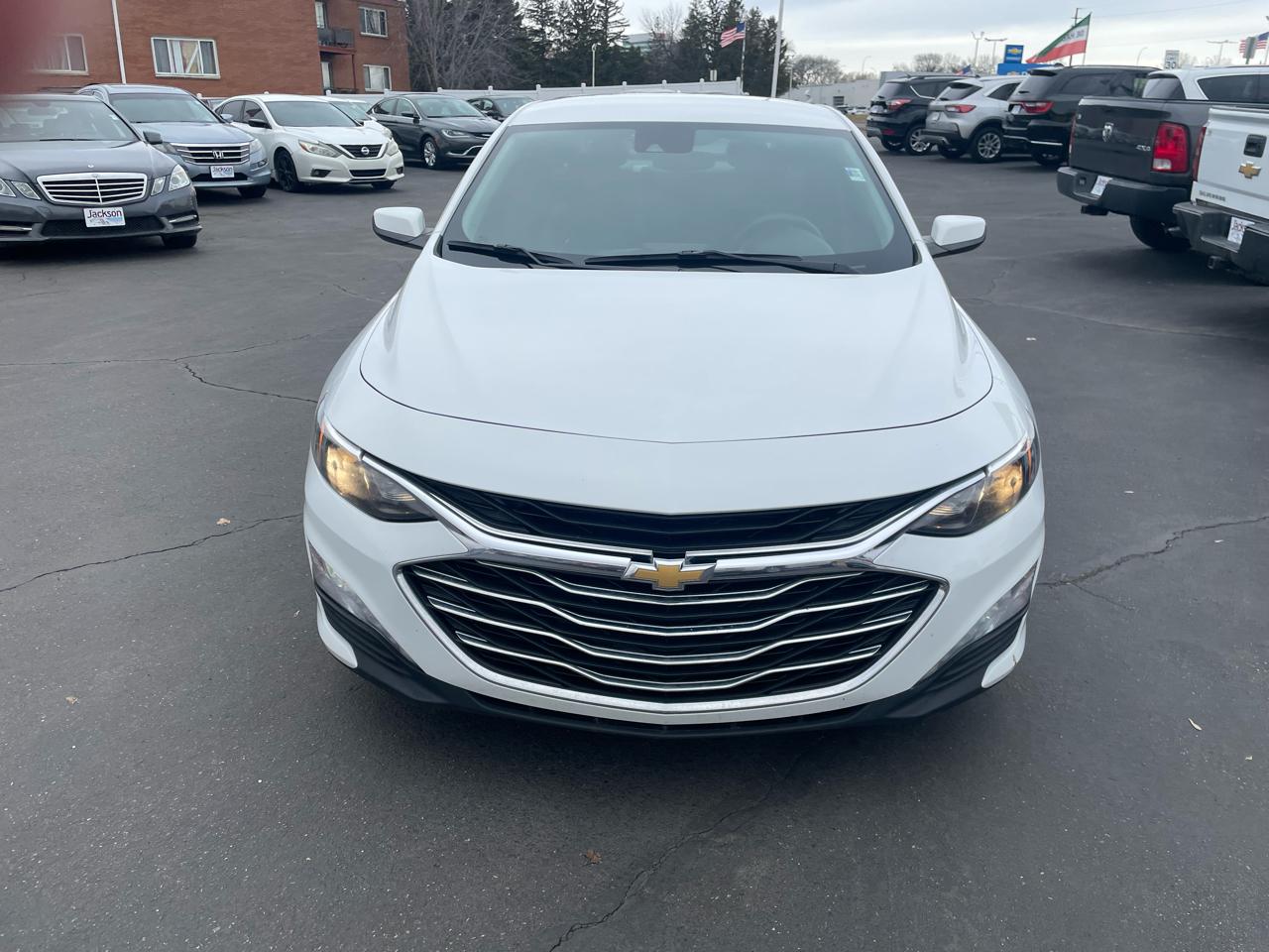 Chevrolet Malibu 4dr Sdn LT 2021
