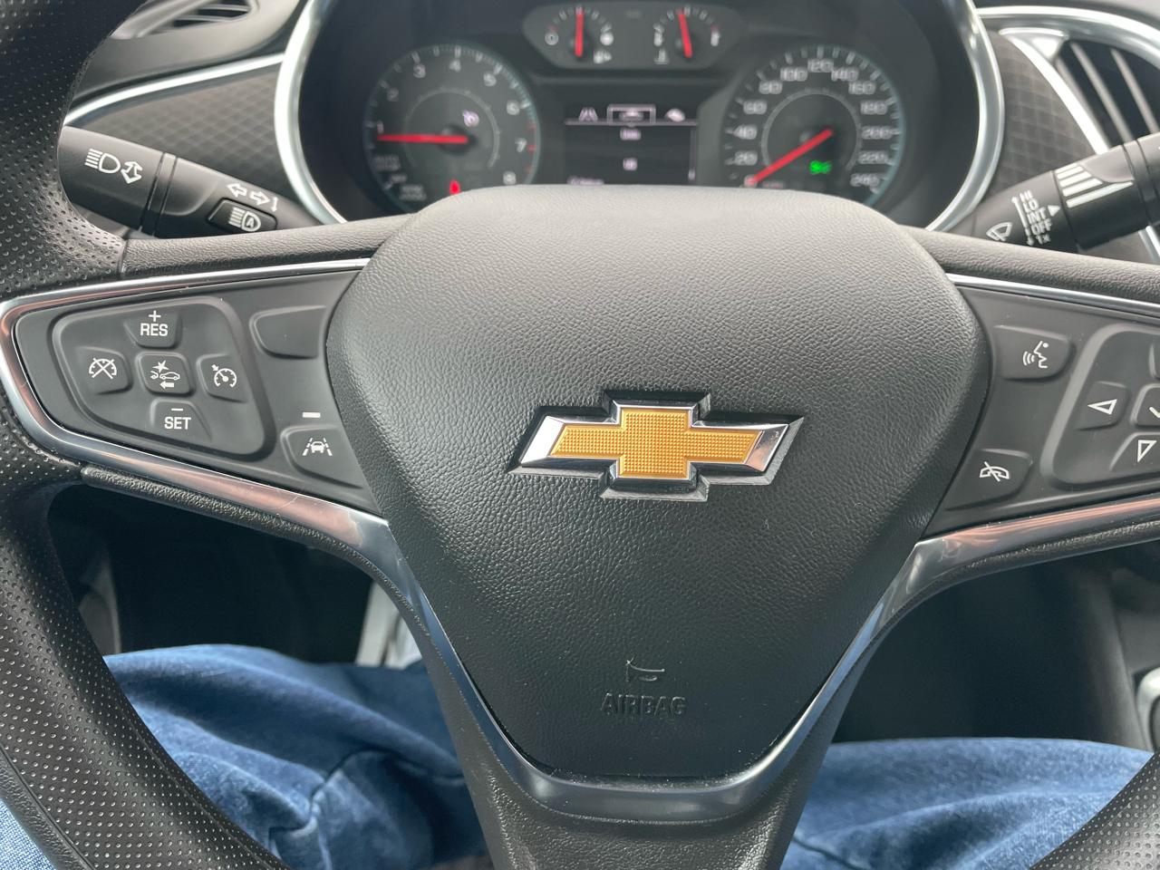 Chevrolet Malibu 4dr Sdn LT 2021