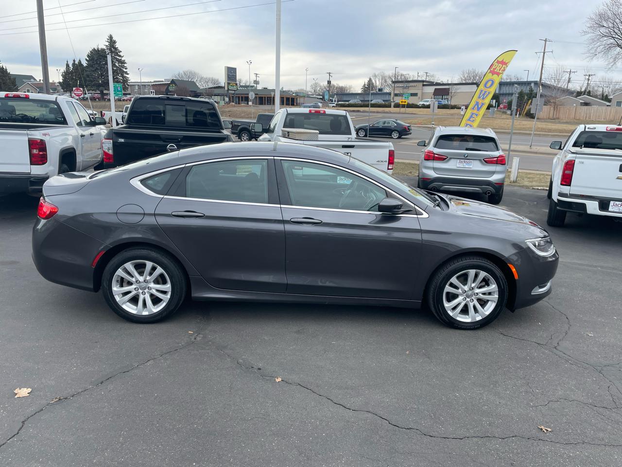 Chrysler 200 4dr Sdn Limited FWD 2015