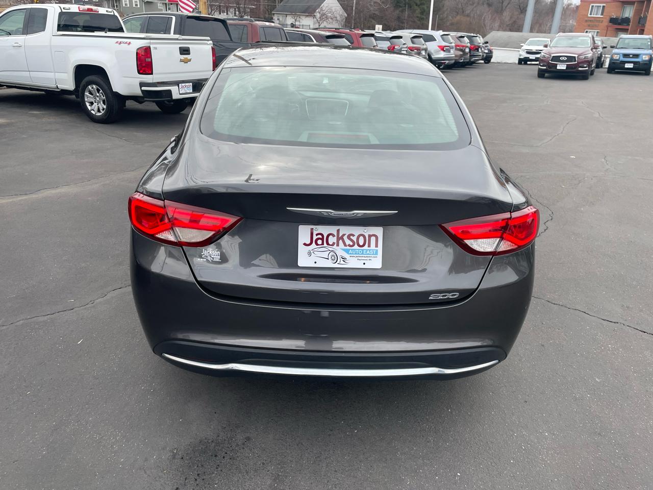 Chrysler 200 4dr Sdn Limited FWD 2015