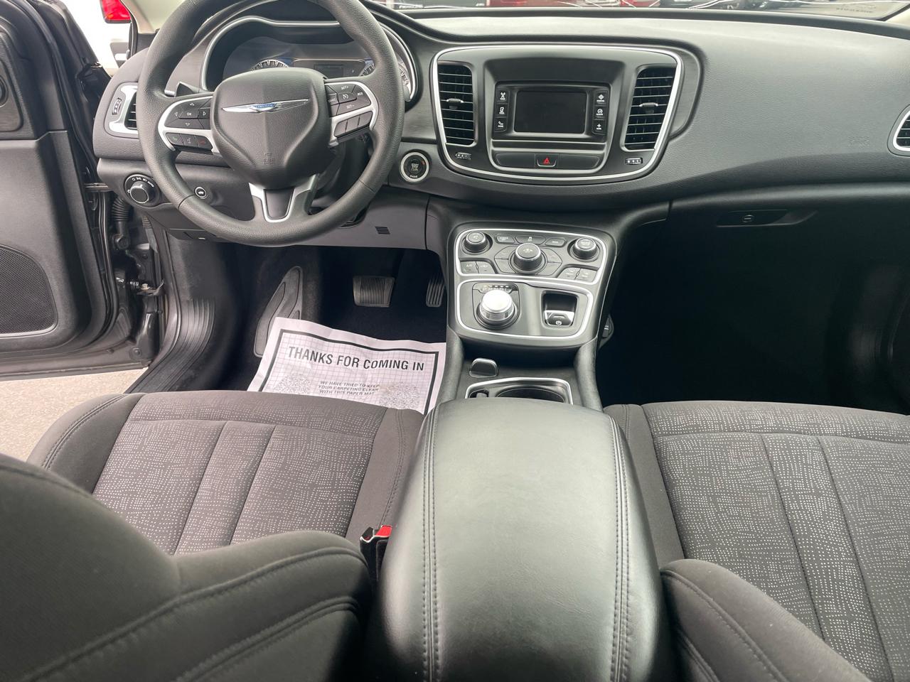 Chrysler 200 4dr Sdn Limited FWD 2015