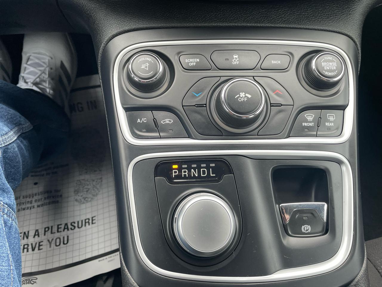 Chrysler 200 4dr Sdn Limited FWD 2015