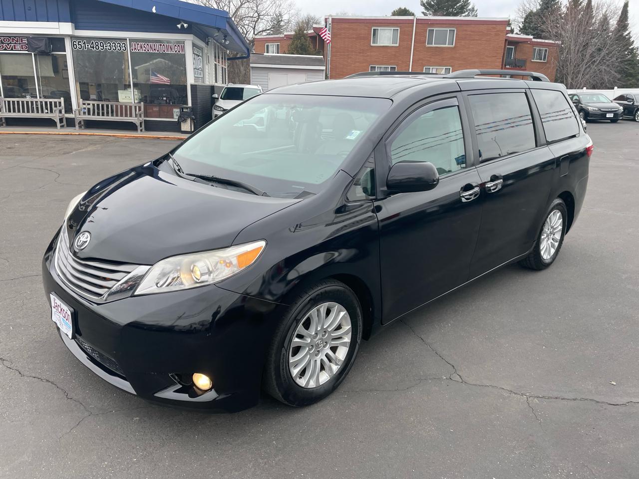 Toyota Sienna 5dr 8-Pass Van XLE Premium FWD (Natl) 2015