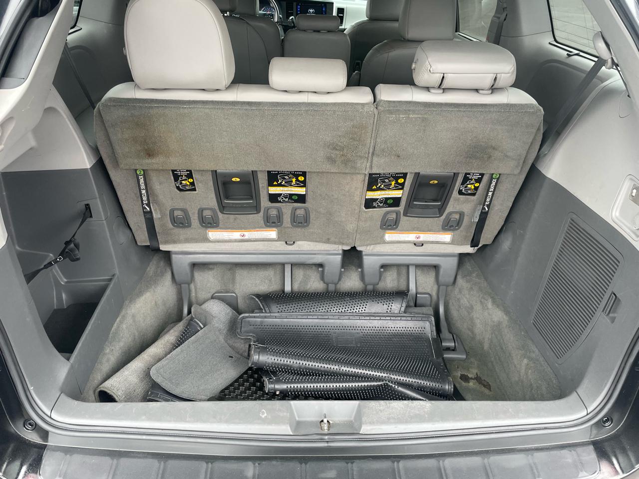 Toyota Sienna 5dr 8-Pass Van XLE Premium FWD (Natl) 2015