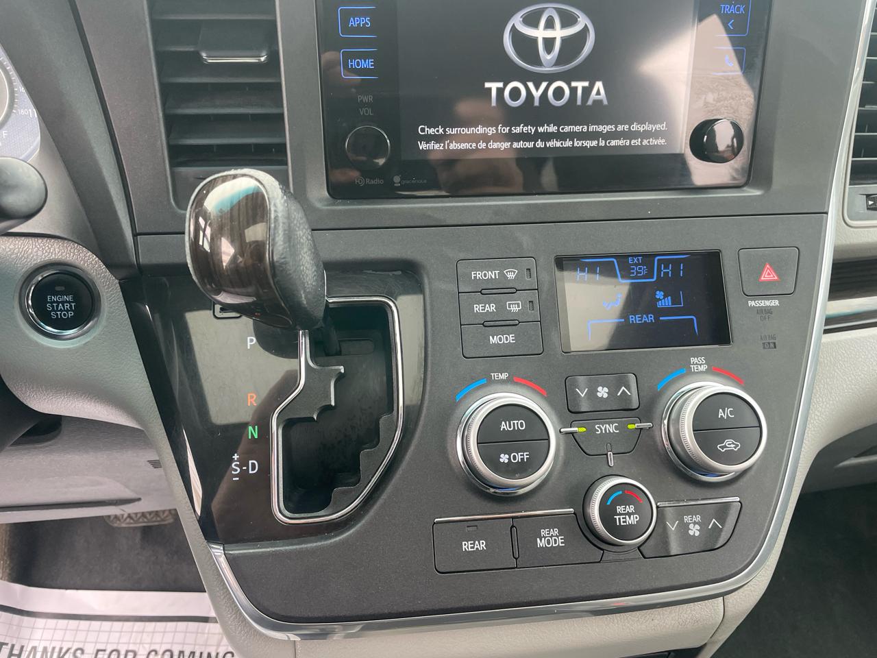 Toyota Sienna 5dr 8-Pass Van XLE Premium FWD (Natl) 2015