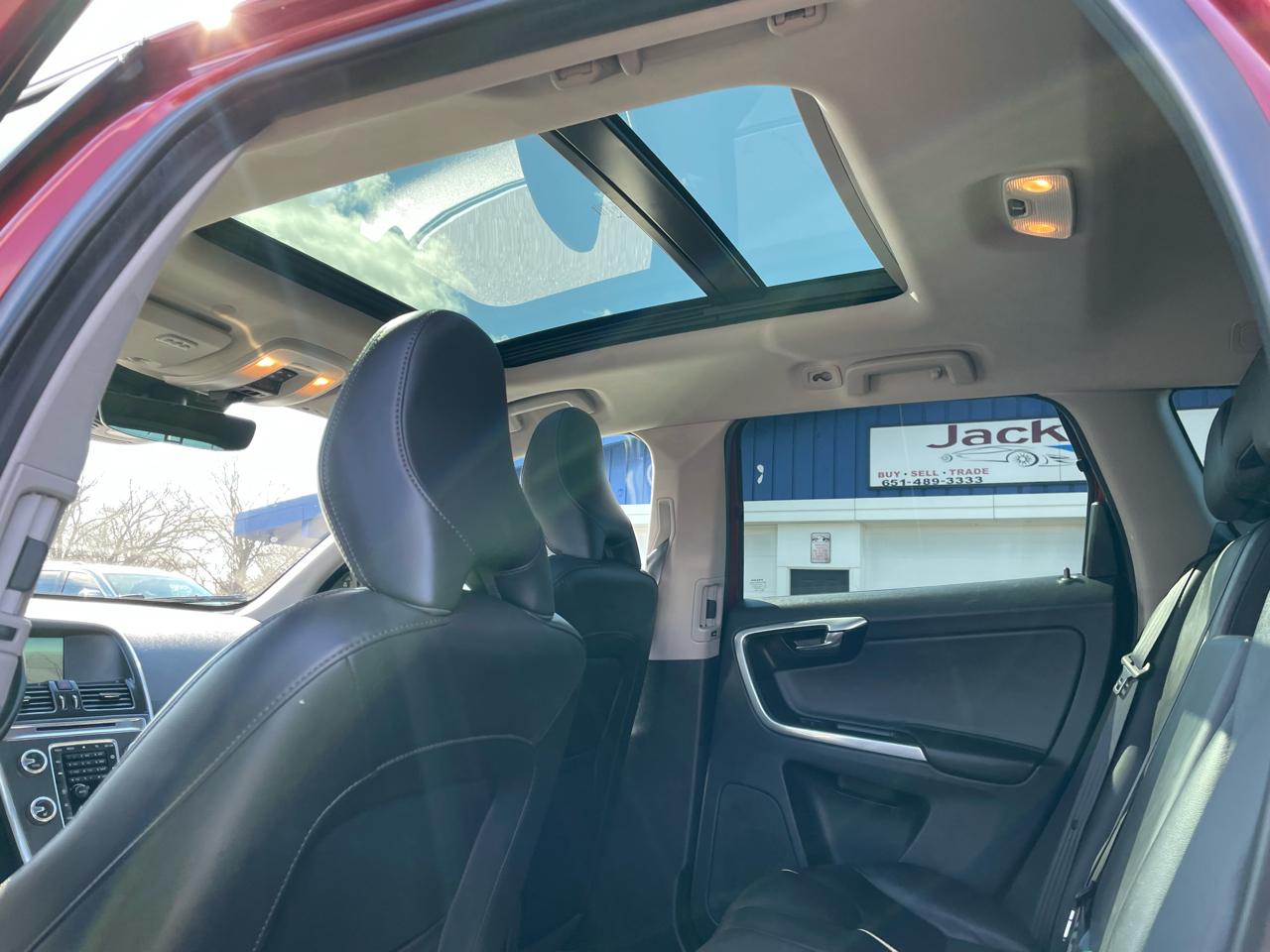 Volvo XC60 AWD 4dr T6 Platinum *Ltd Avail* 2016