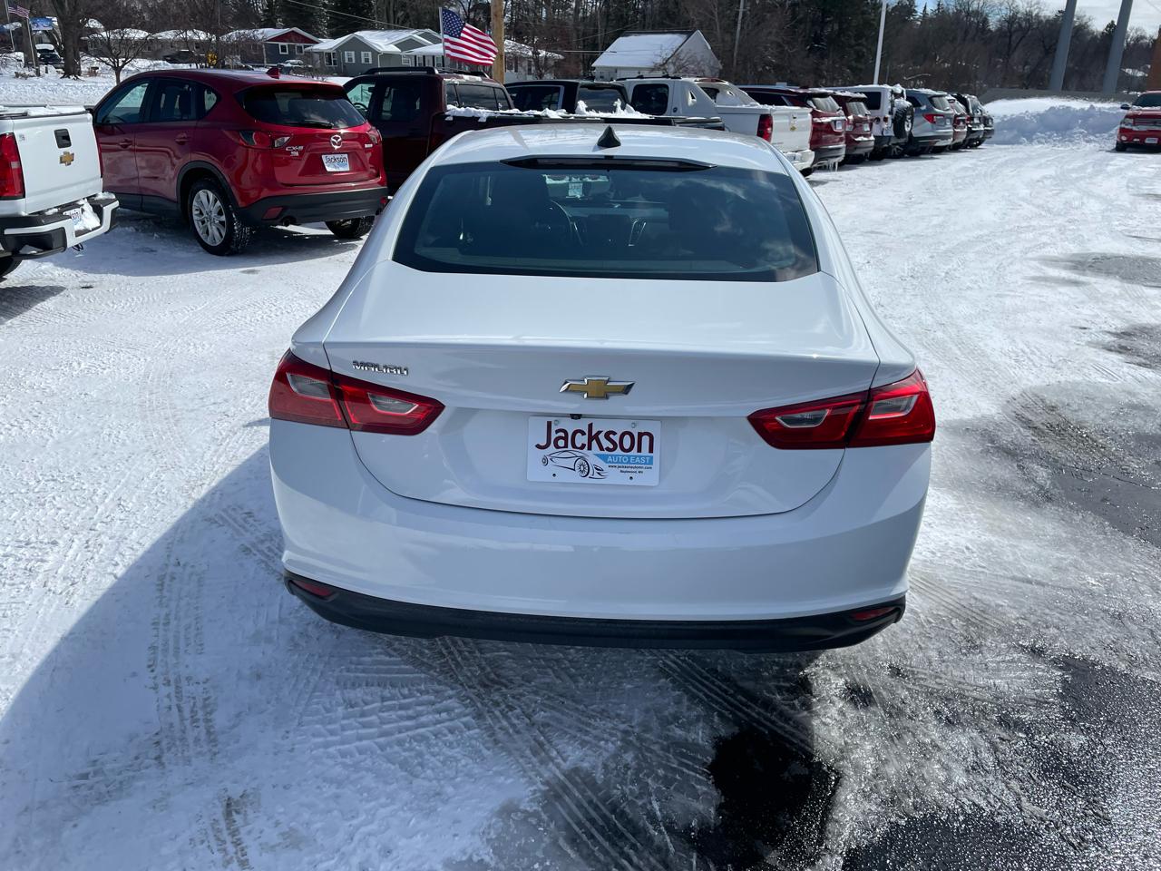 Chevrolet Malibu 4dr Sdn LS w/1FL 2023