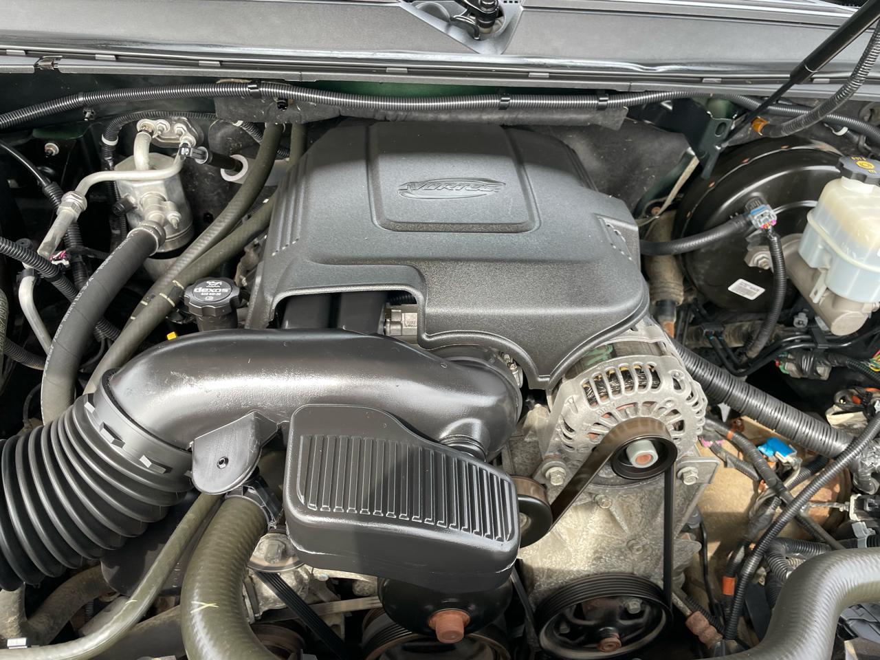 Chevrolet Avalanche 4WD Crew Cab LTZ 2013