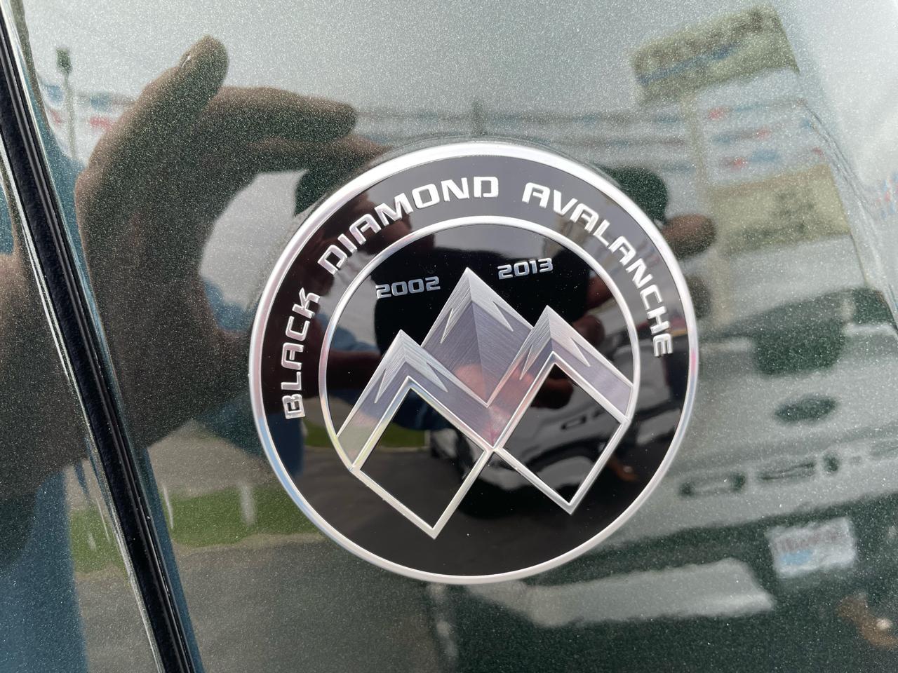 Chevrolet Avalanche 4WD Crew Cab LTZ 2013