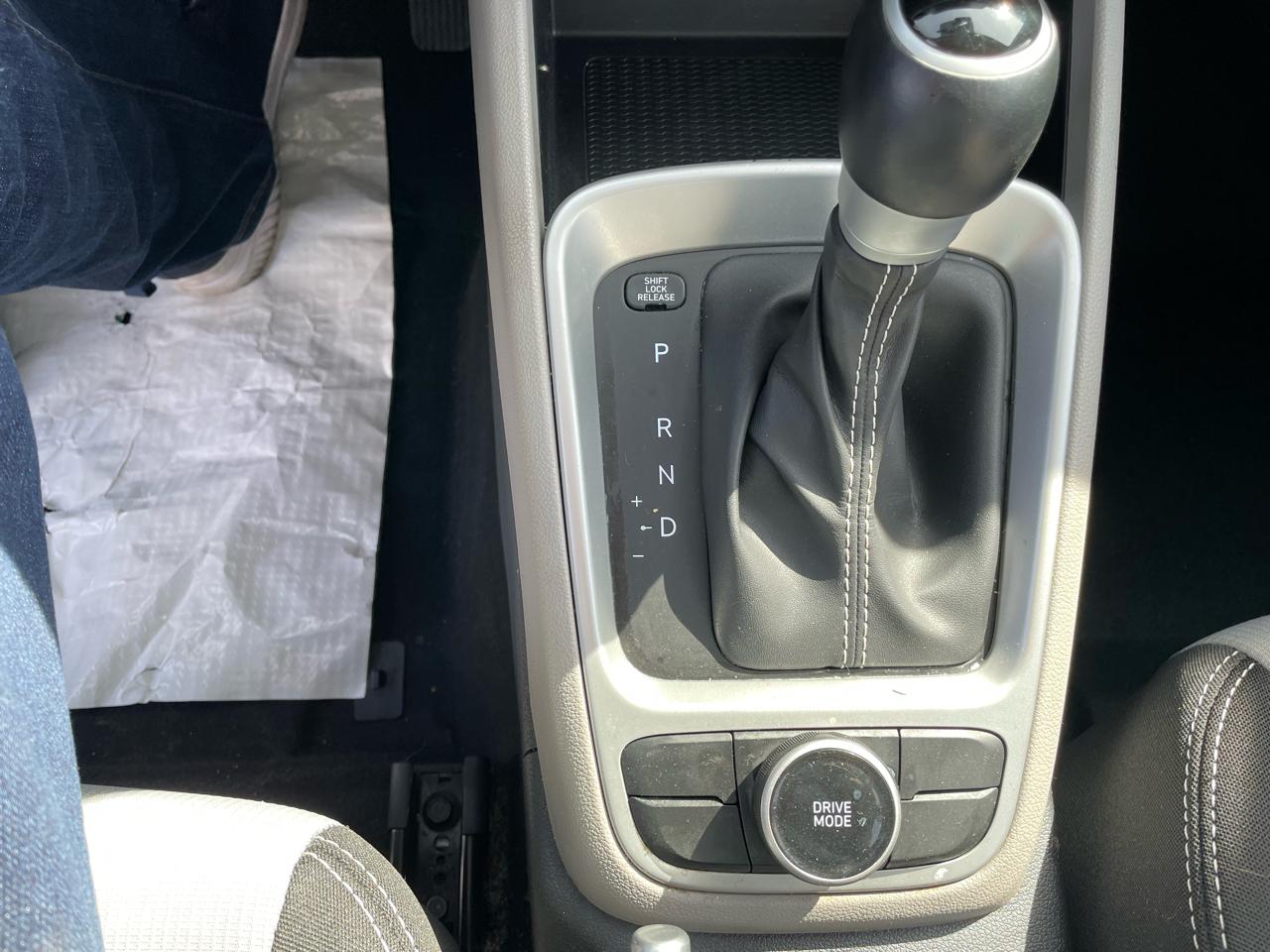 Hyundai Venue SEL IVT 2025