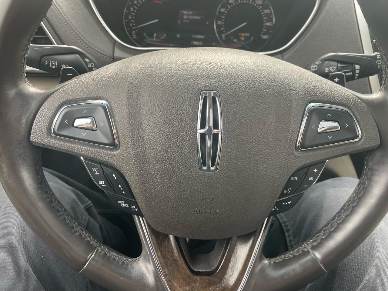 Lincoln MKX AWD 4dr Reserve 2016