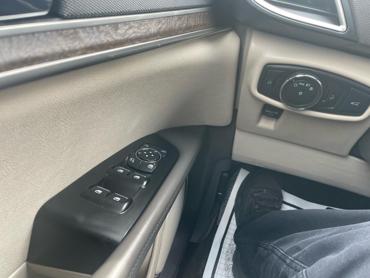 Lincoln MKX AWD 4dr Reserve 2016