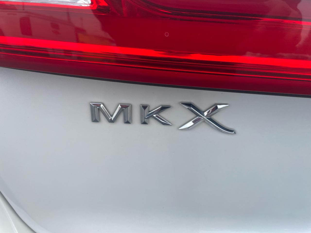 Lincoln MKX AWD 4dr Reserve 2016