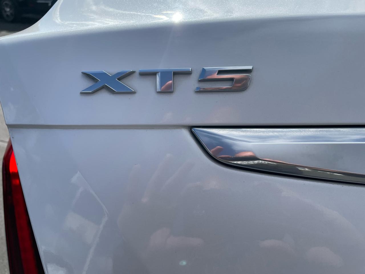 Cadillac XT5 AWD 4dr Premium Luxury 2021