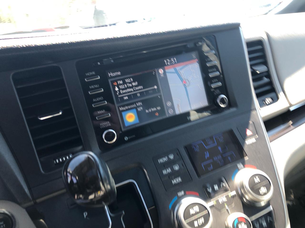 Toyota Sienna XLE Auto Access Seat FWD 7-Passenger (Natl) 2018