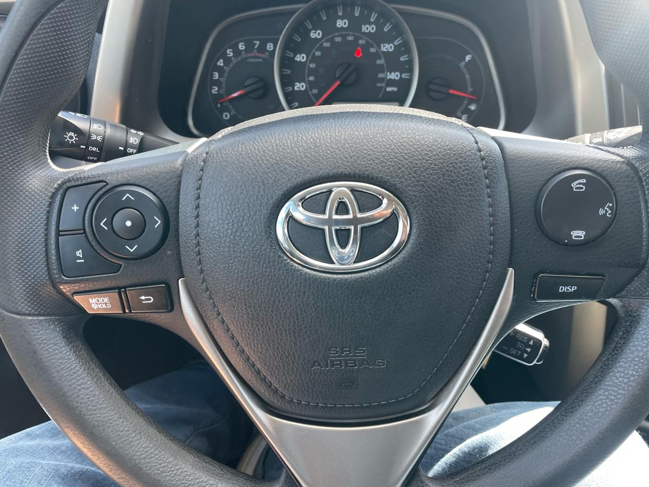 Toyota RAV4 AWD 4dr XLE (Natl) 2015