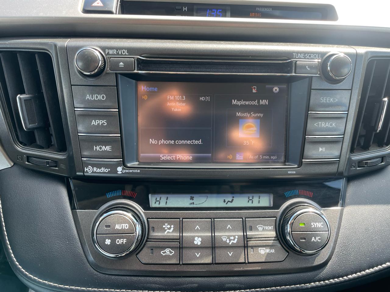 Toyota RAV4 AWD 4dr XLE (Natl) 2015