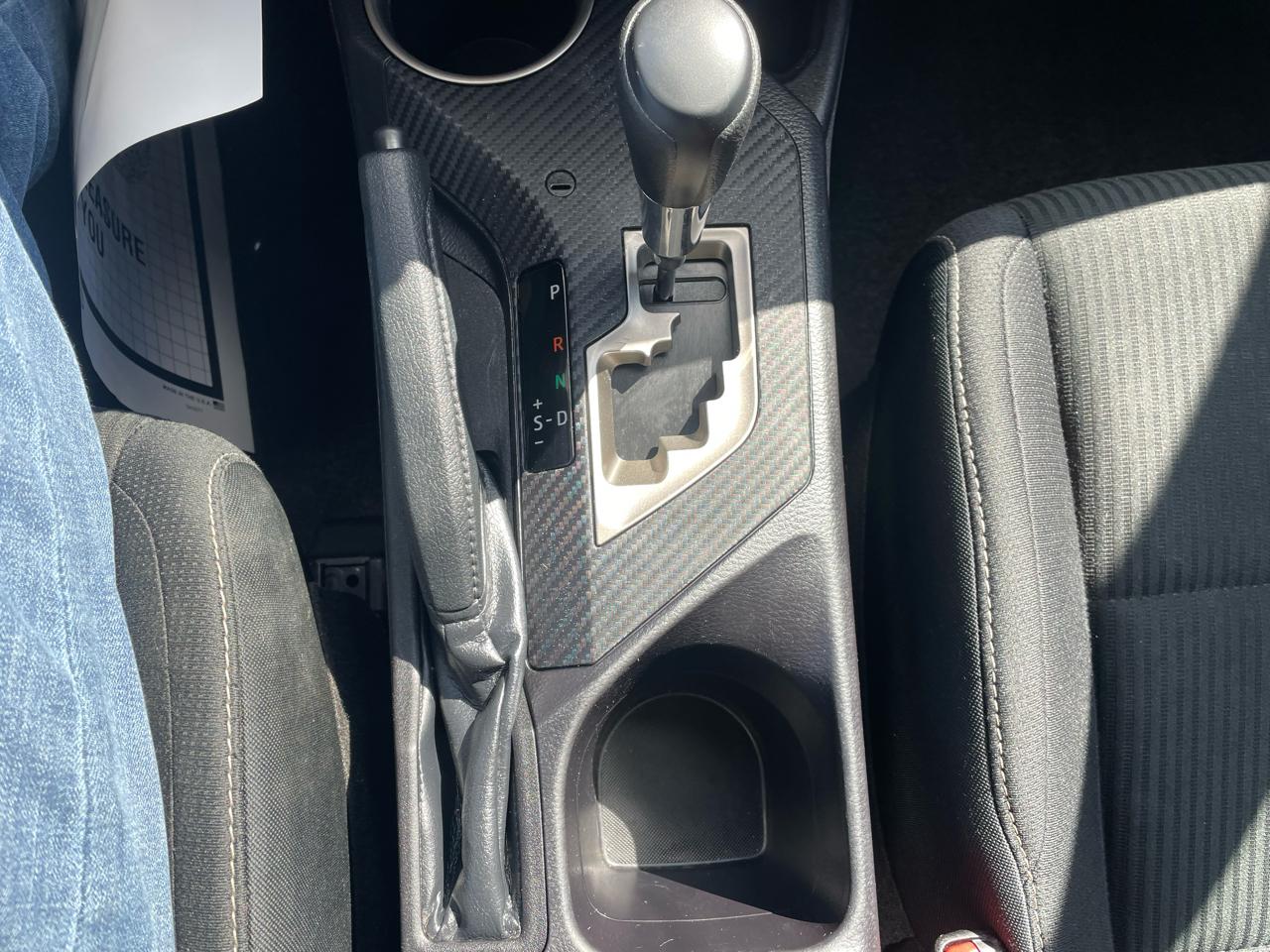 Toyota RAV4 AWD 4dr XLE (Natl) 2015