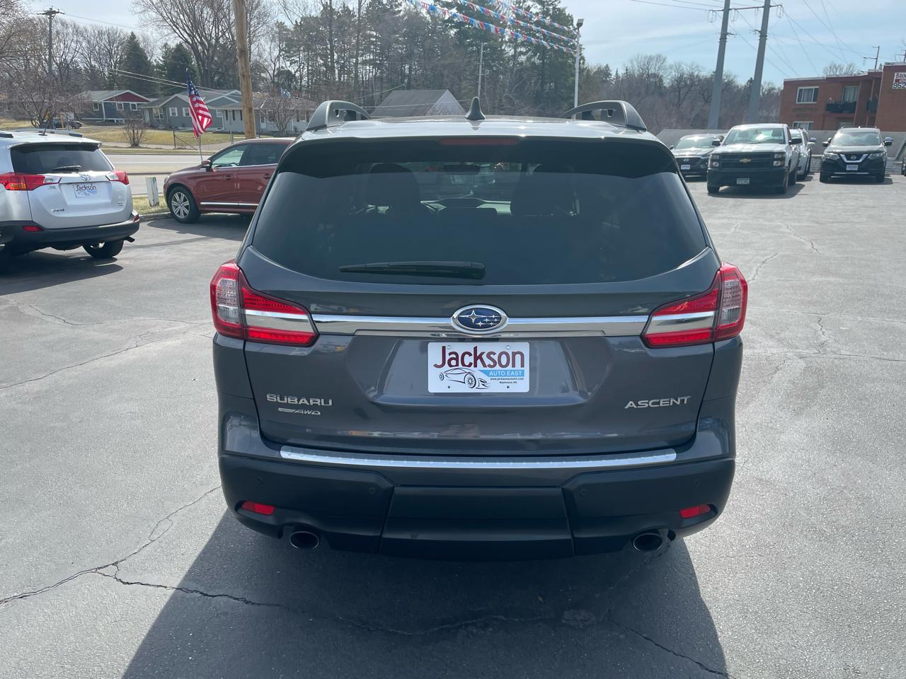 Subaru Ascent Premium 8-Passenger 2021