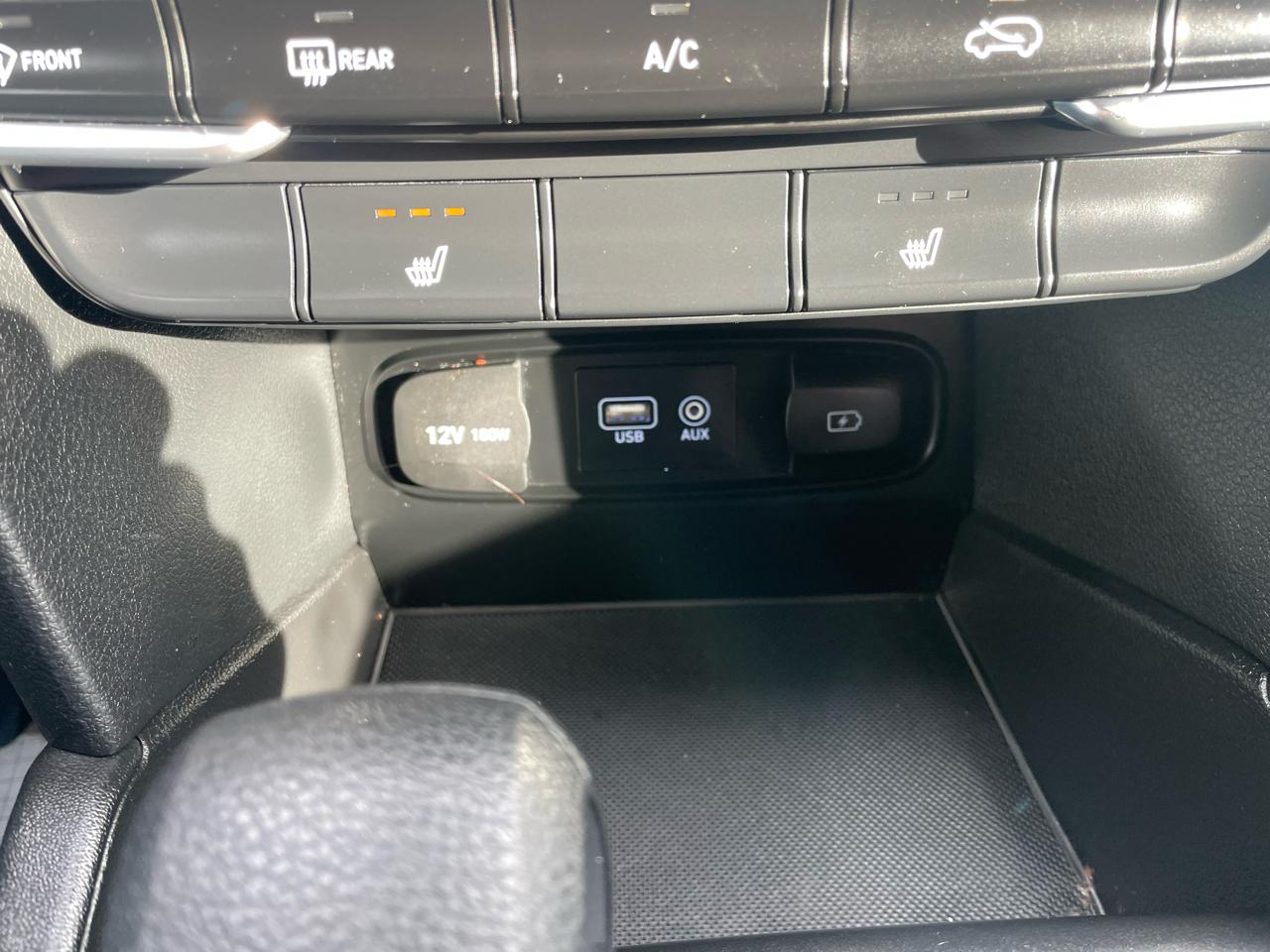 Hyundai Santa Fe SEL 2.4L Auto AWD 2020