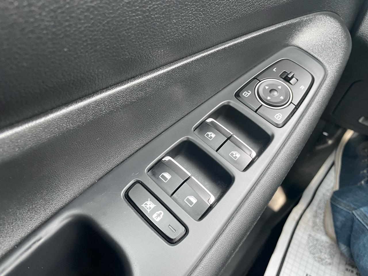 Hyundai Santa Fe SEL 2.4L Auto AWD 2020