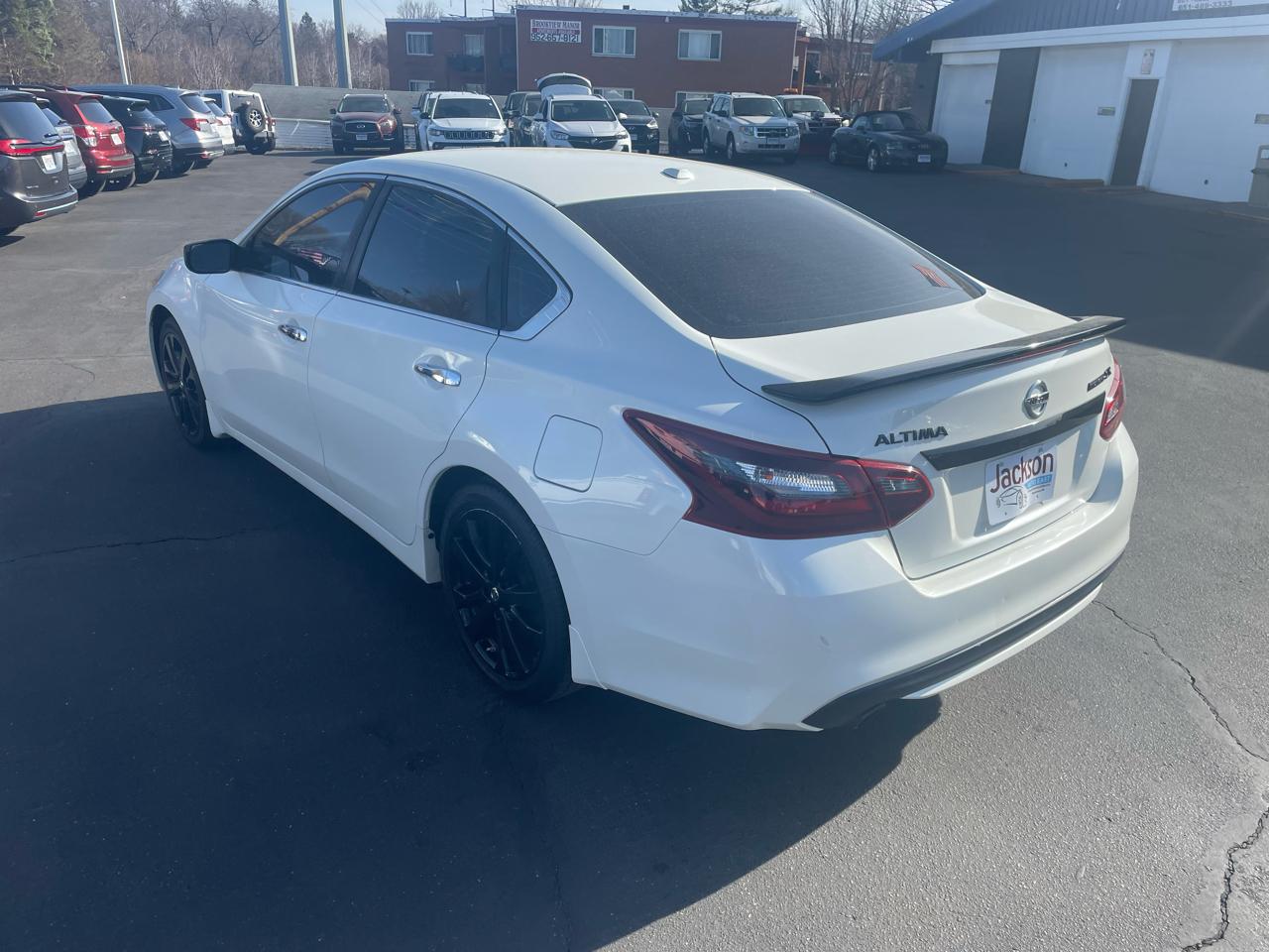 Nissan Altima 2.5 SR Sedan 2018