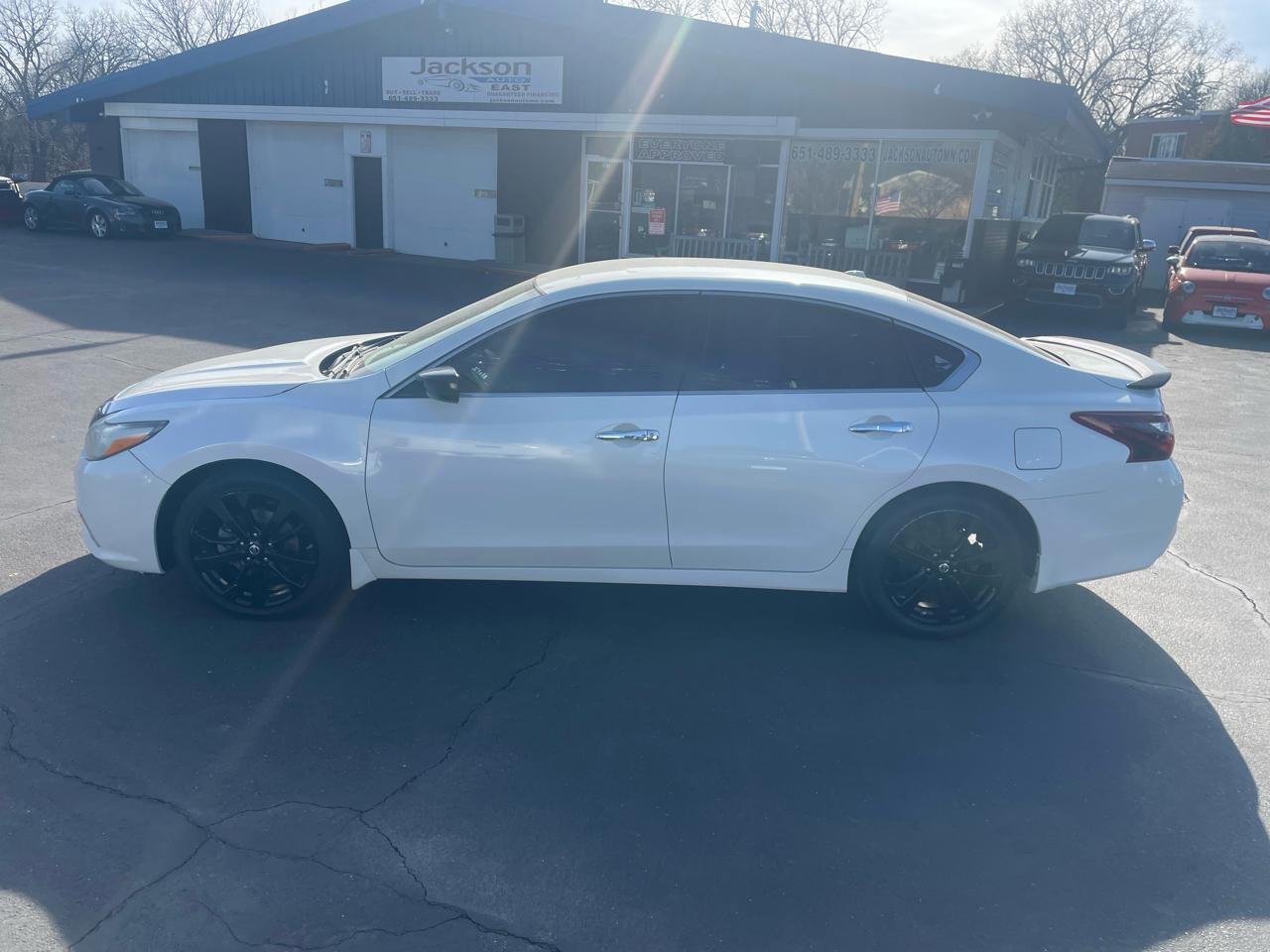 Nissan Altima 2.5 SR Sedan 2018