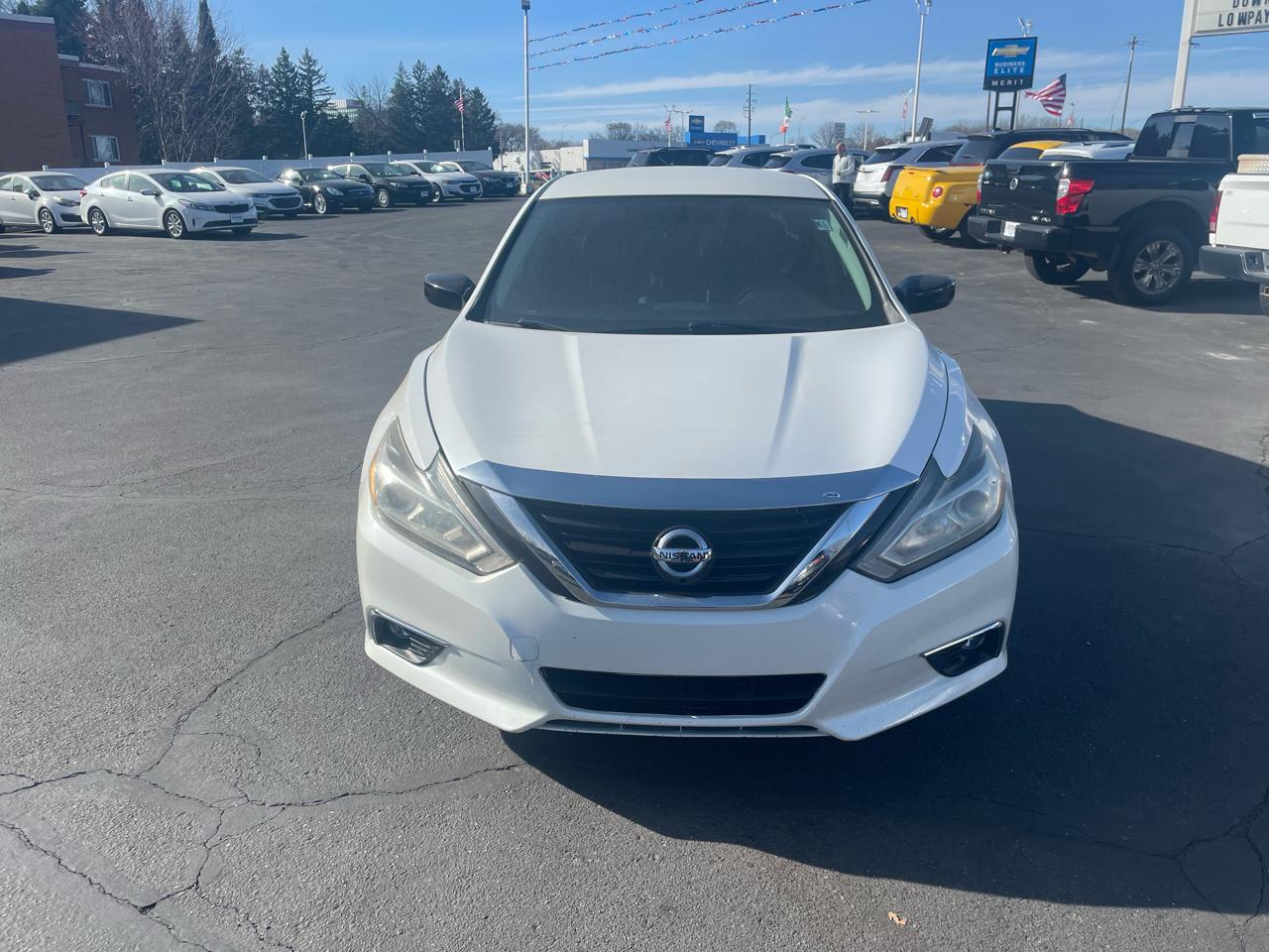 Nissan Altima 2.5 SR Sedan 2018