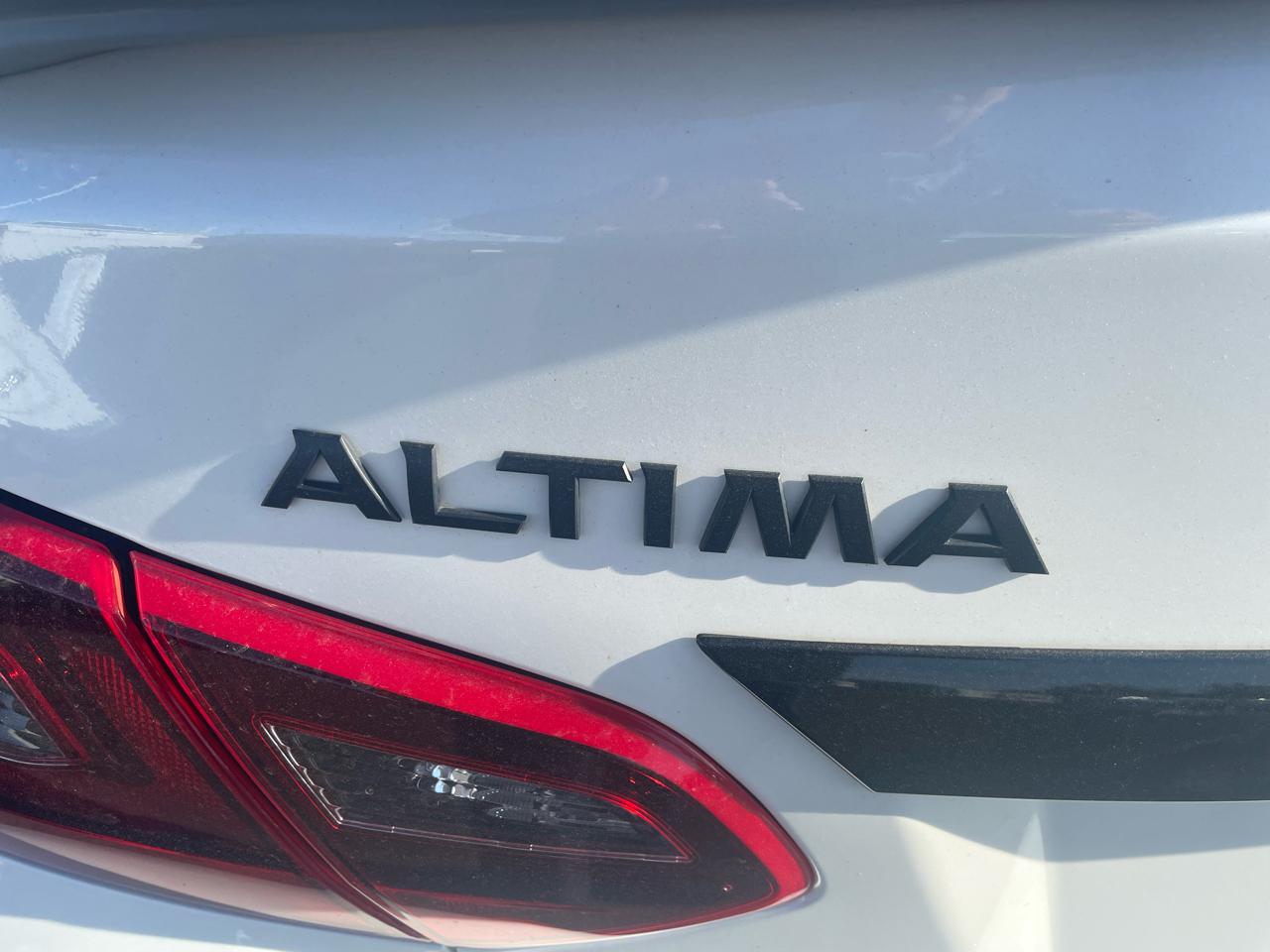 Nissan Altima 2.5 SR Sedan 2018