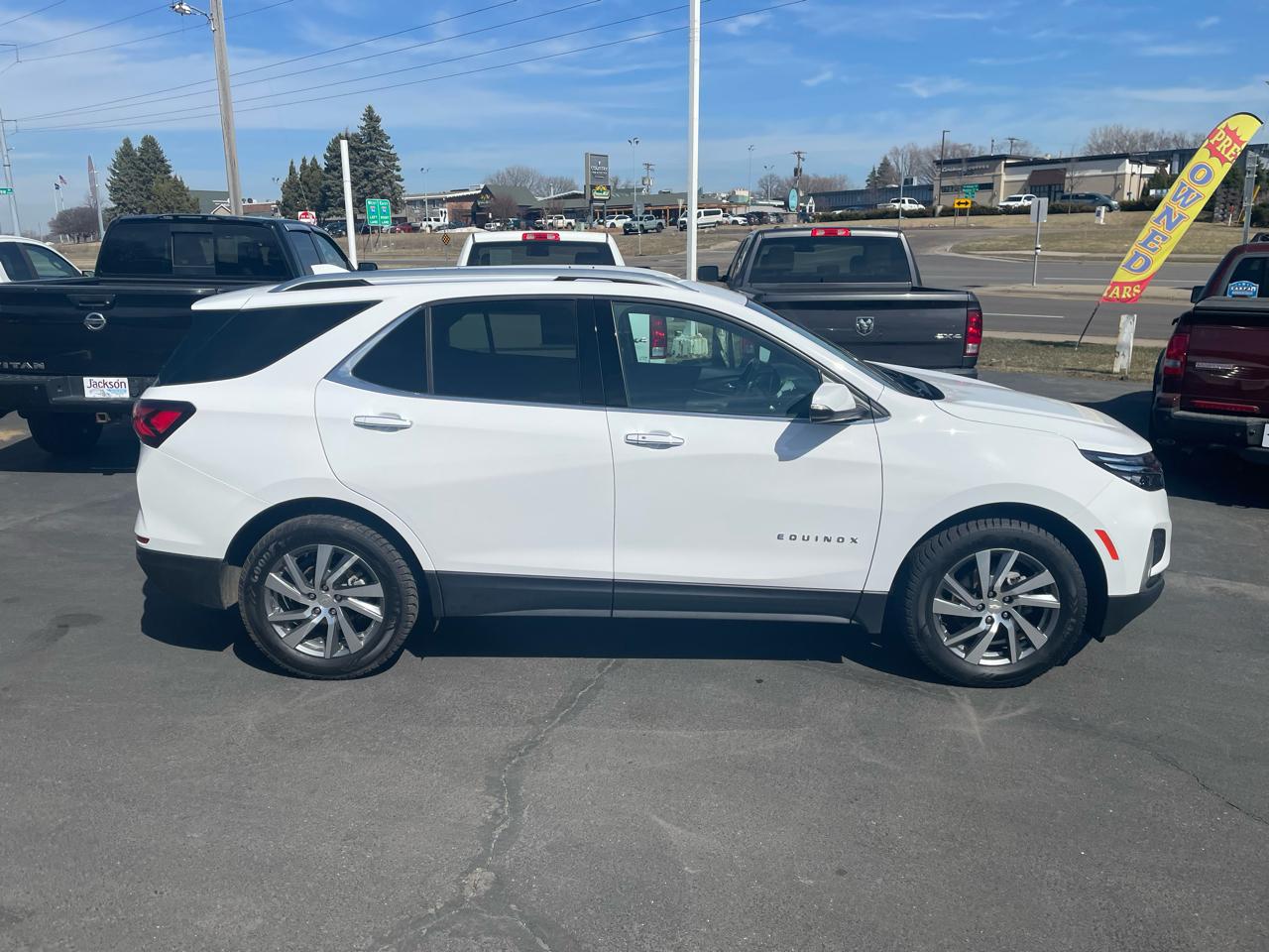 Chevrolet Equinox FWD 4dr Premier 2023