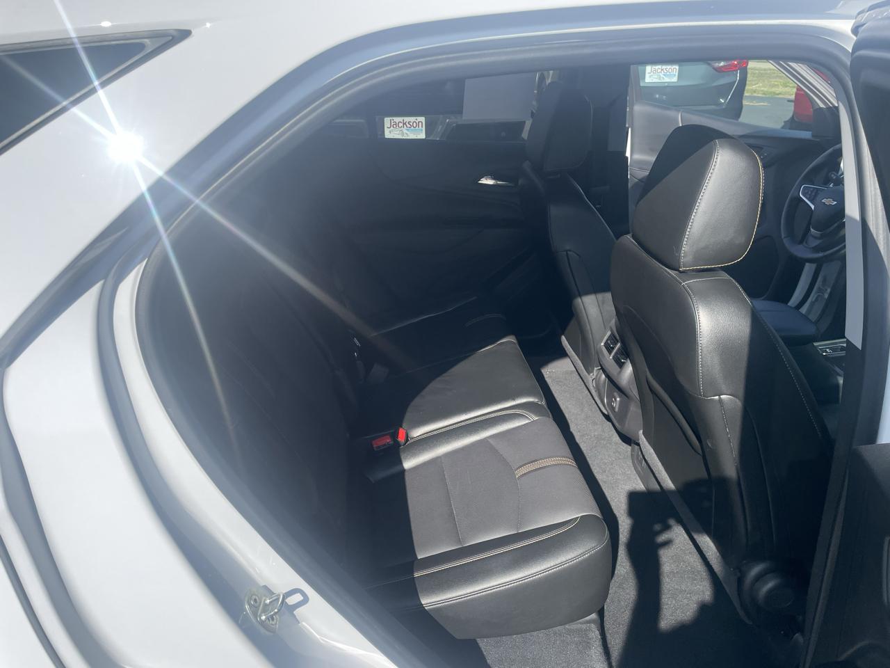 Chevrolet Equinox FWD 4dr Premier 2023