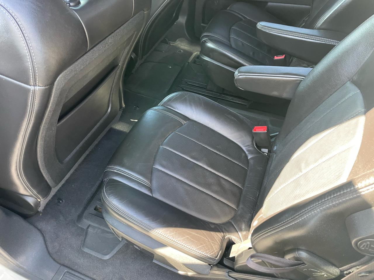 Chevrolet Traverse AWD 4dr LTZ 2013