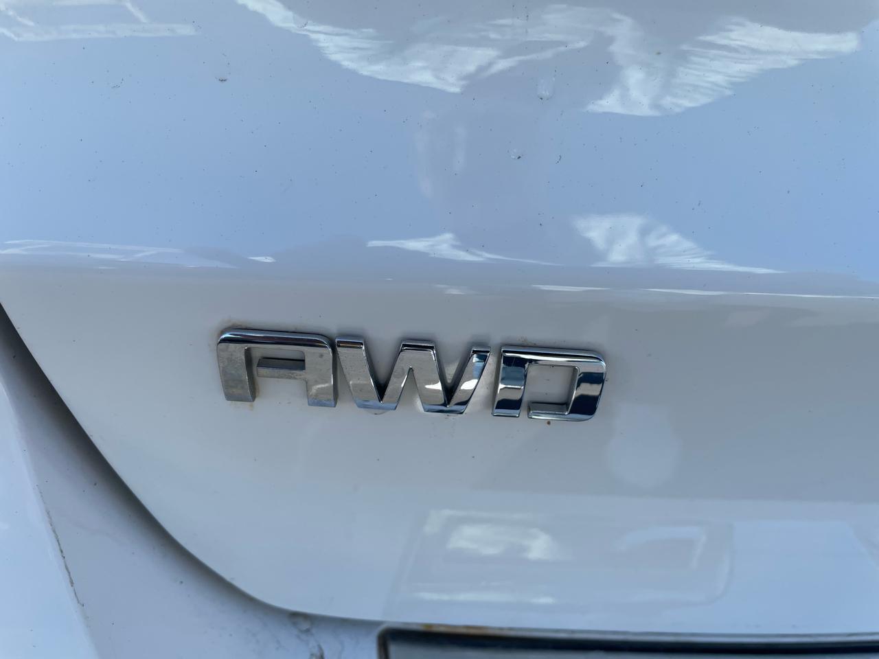 Chevrolet Traverse AWD 4dr LTZ 2013