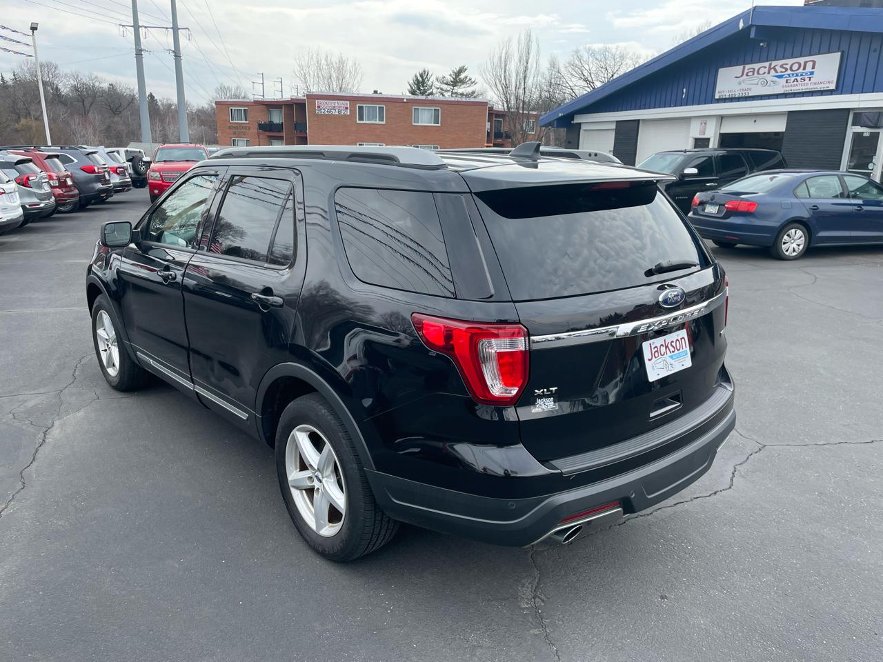 Ford Explorer XLT FWD 2019