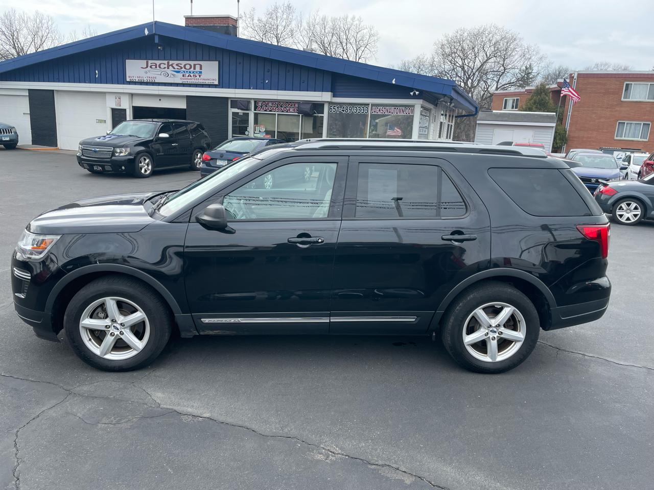 Ford Explorer XLT FWD 2019