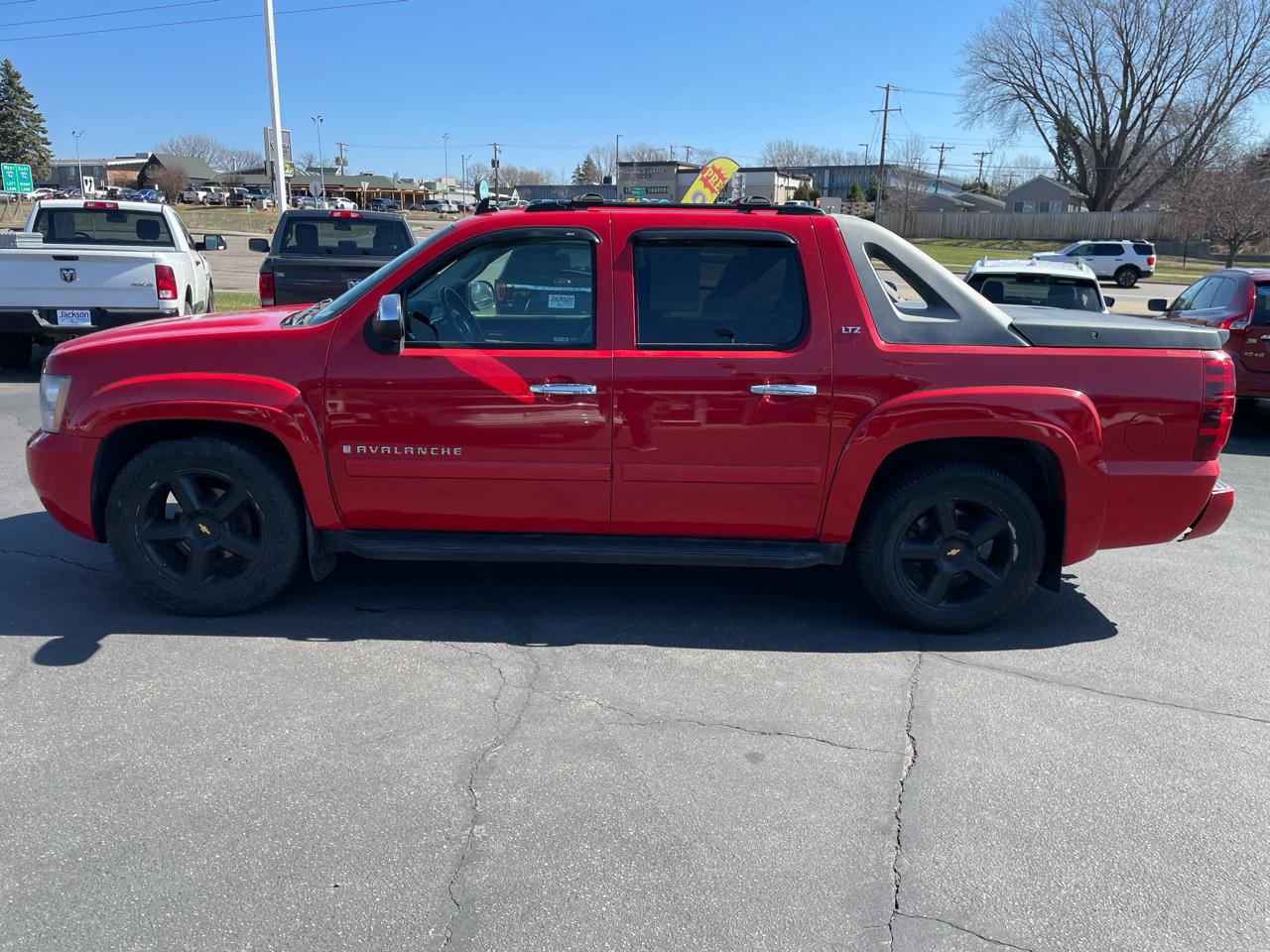 Chevrolet Avalanche 4WD Crew Cab 130" LTZ 2008