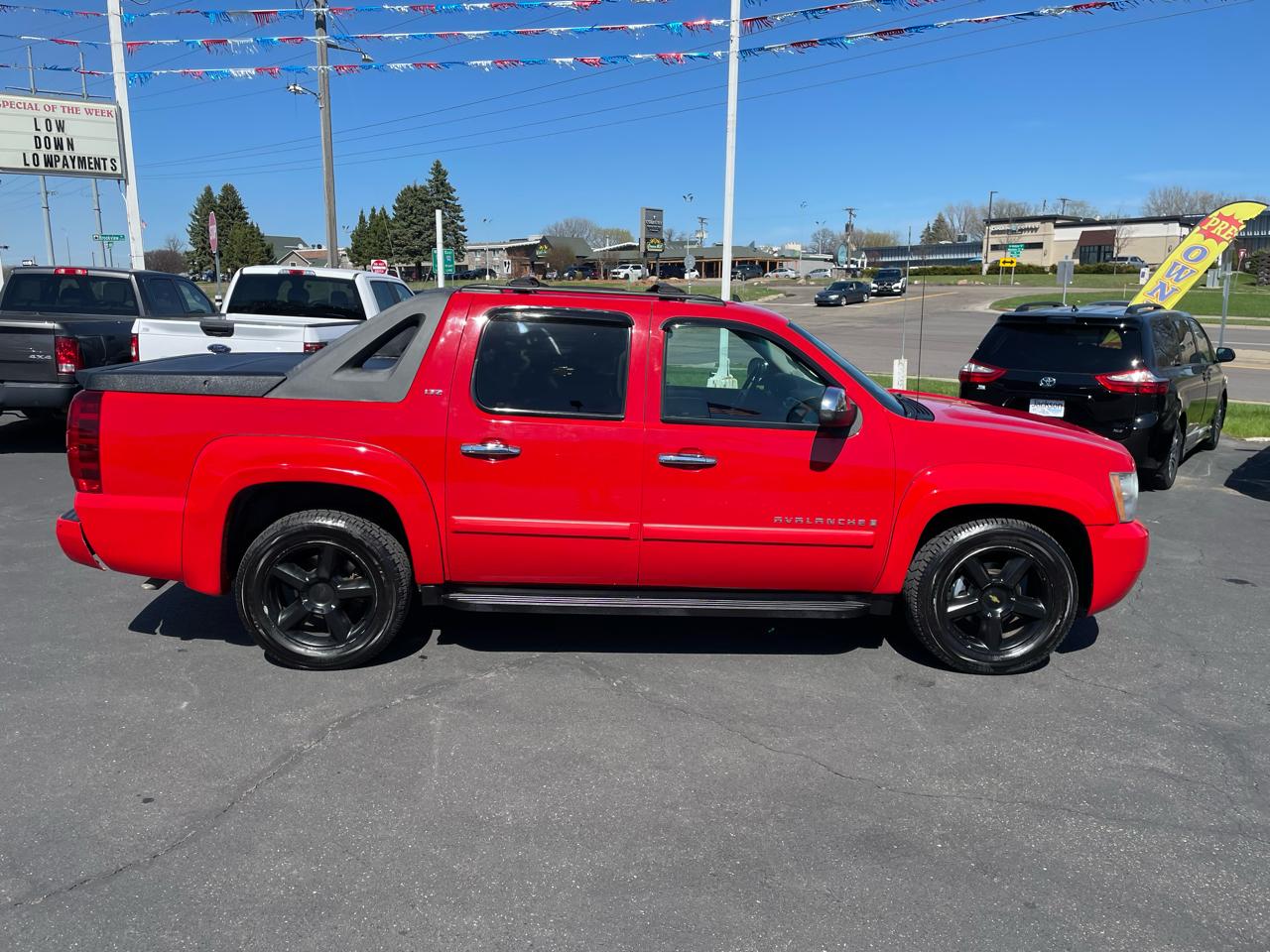 Chevrolet Avalanche 4WD Crew Cab 130" LTZ 2008