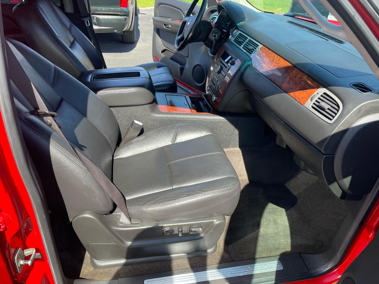 Chevrolet Avalanche 4WD Crew Cab 130" LTZ 2008